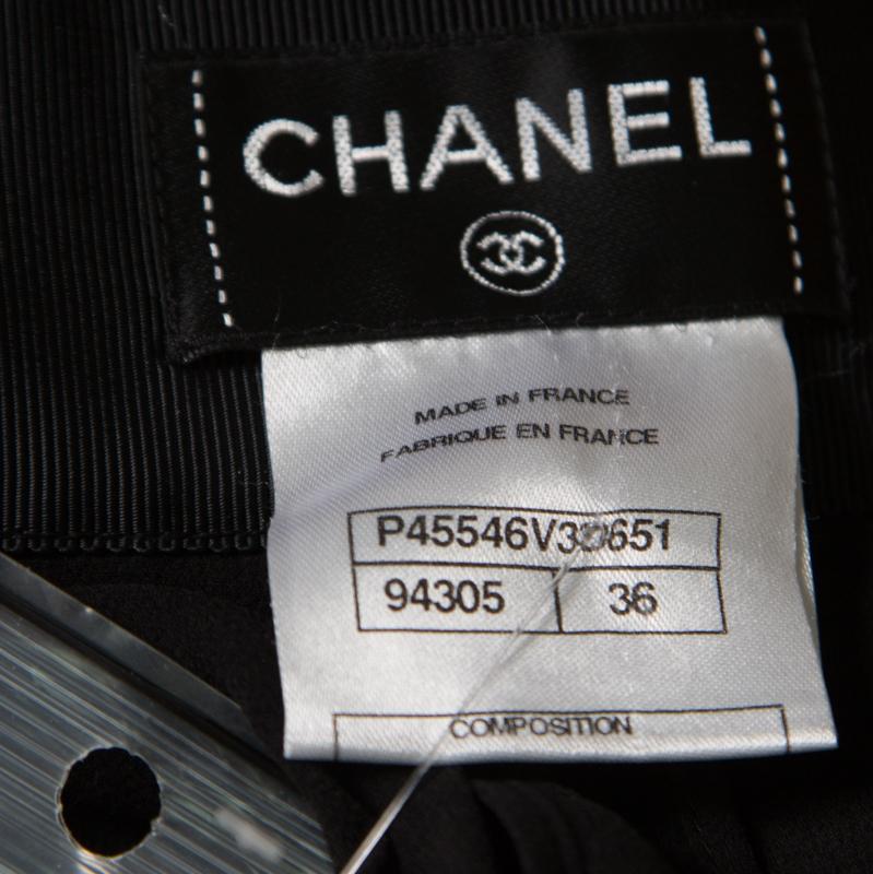 Chanel Black Floral Cotton Lace Silk Lined Layered Culottes S In Good Condition In Dubai, Al Qouz 2