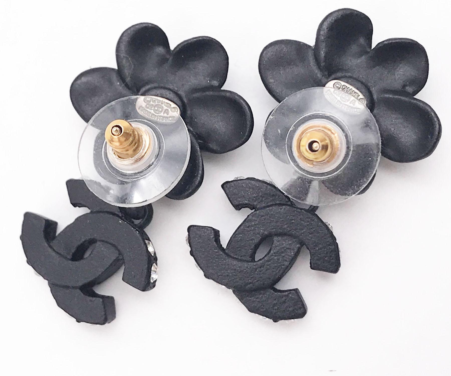 Chanel Black Flower CC Crystal Dangle Piercing Earrings In Excellent Condition In Pasadena, CA
