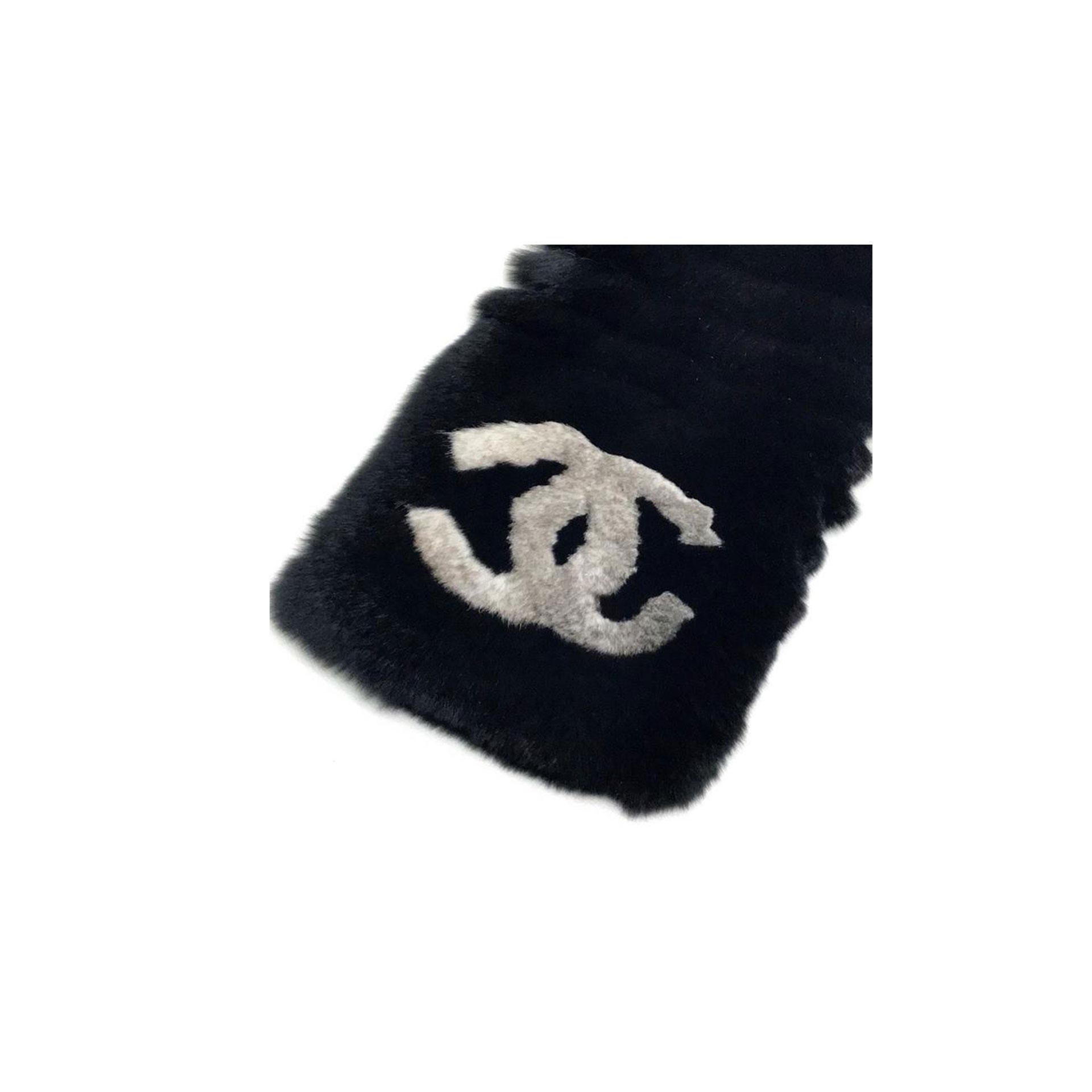 Women's or Men's Chanel Black Fur Logo CC Long Neck Scarf For Sale