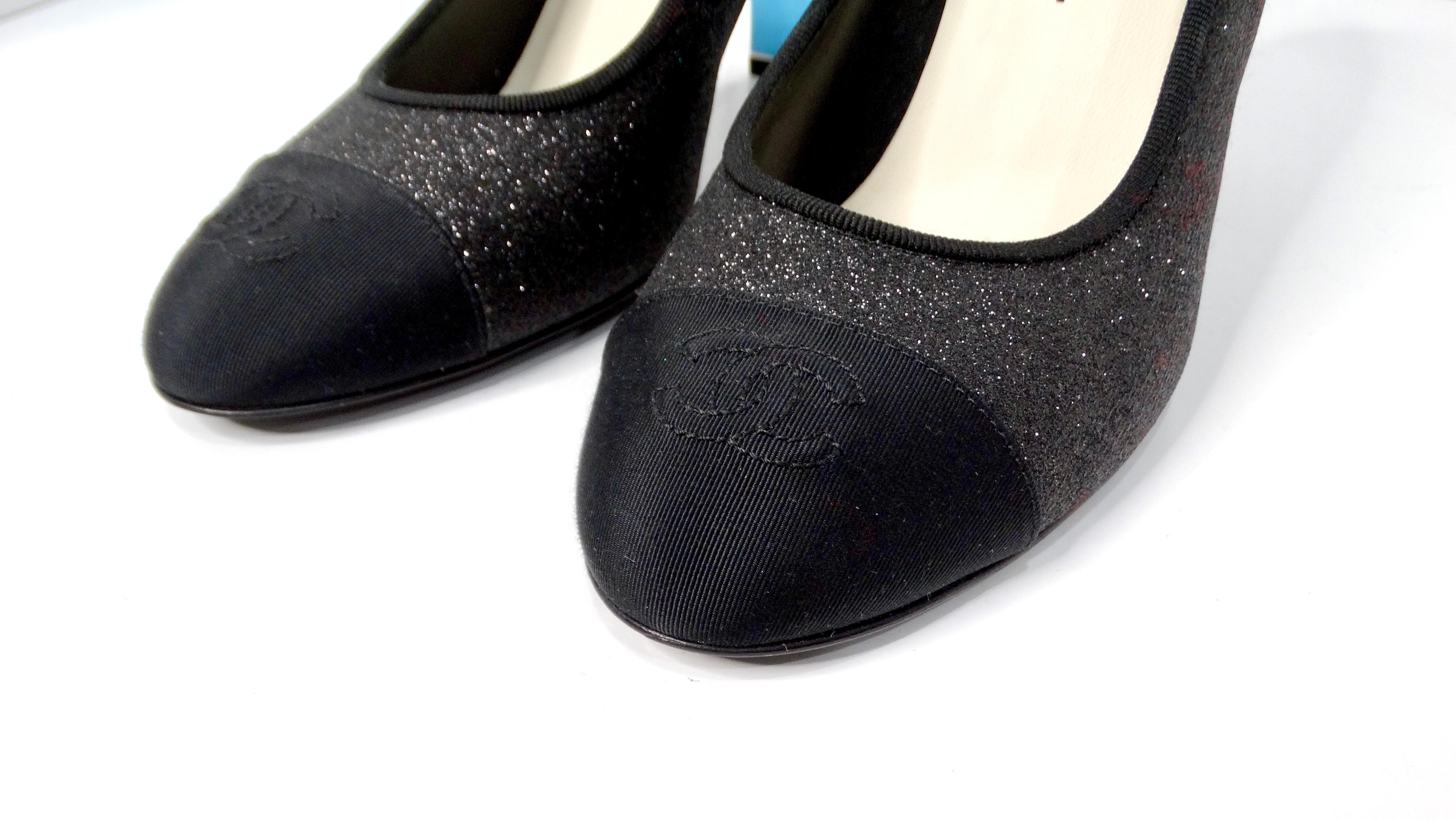 Chanel Black Glitter Grosgrain Cap Toe Logo Pumps With Mirrored Heels For Sale 1