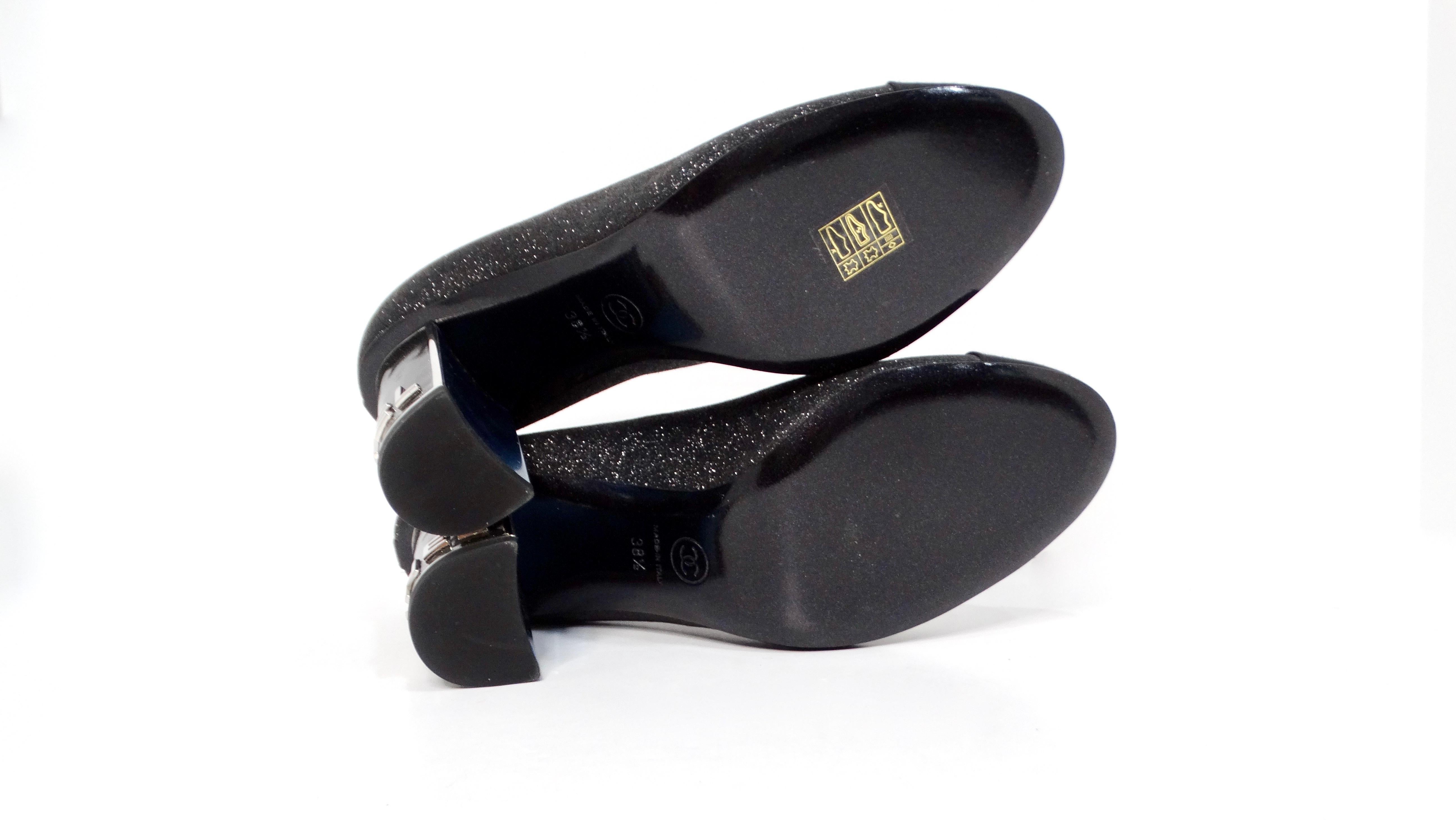 Chanel Black Glitter Grosgrain Cap Toe Logo Pumps With Mirrored Heels For Sale 4