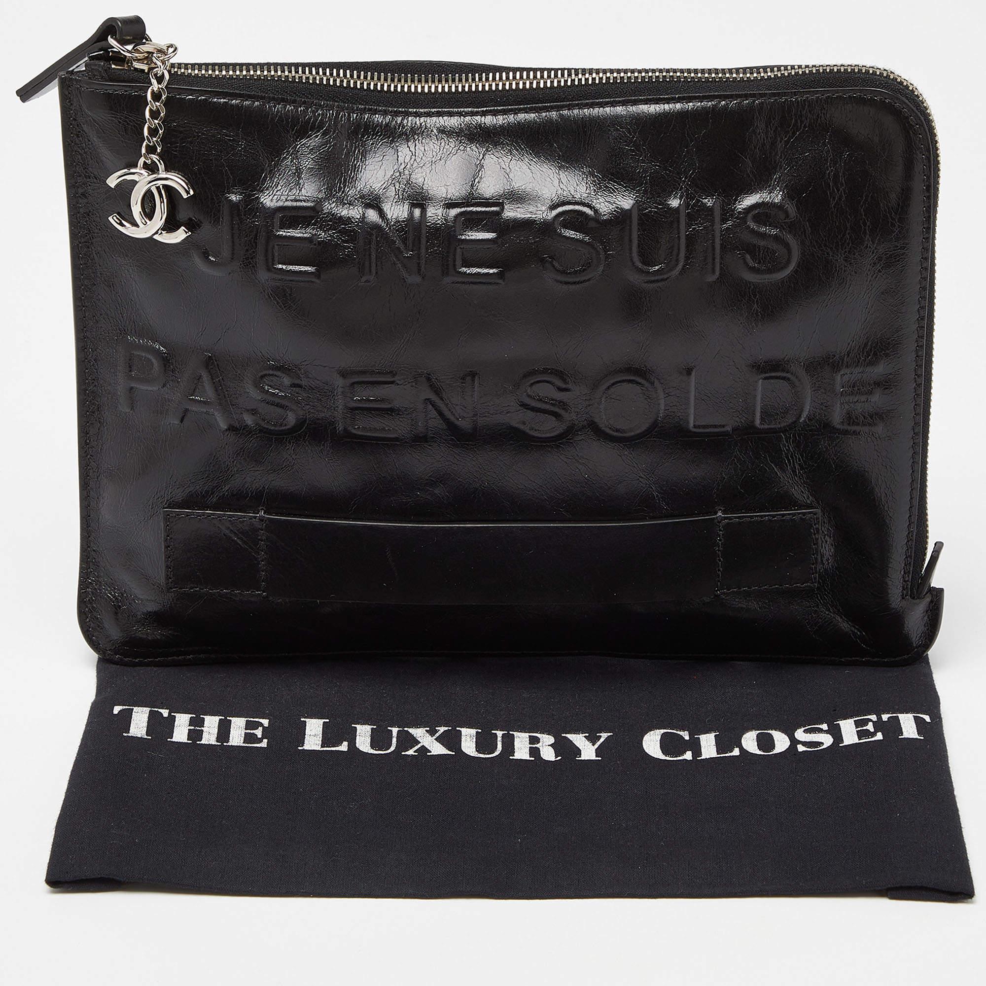 Chanel Black Glossy Leather Je Ne Suis Pas En Solde Pouch 8