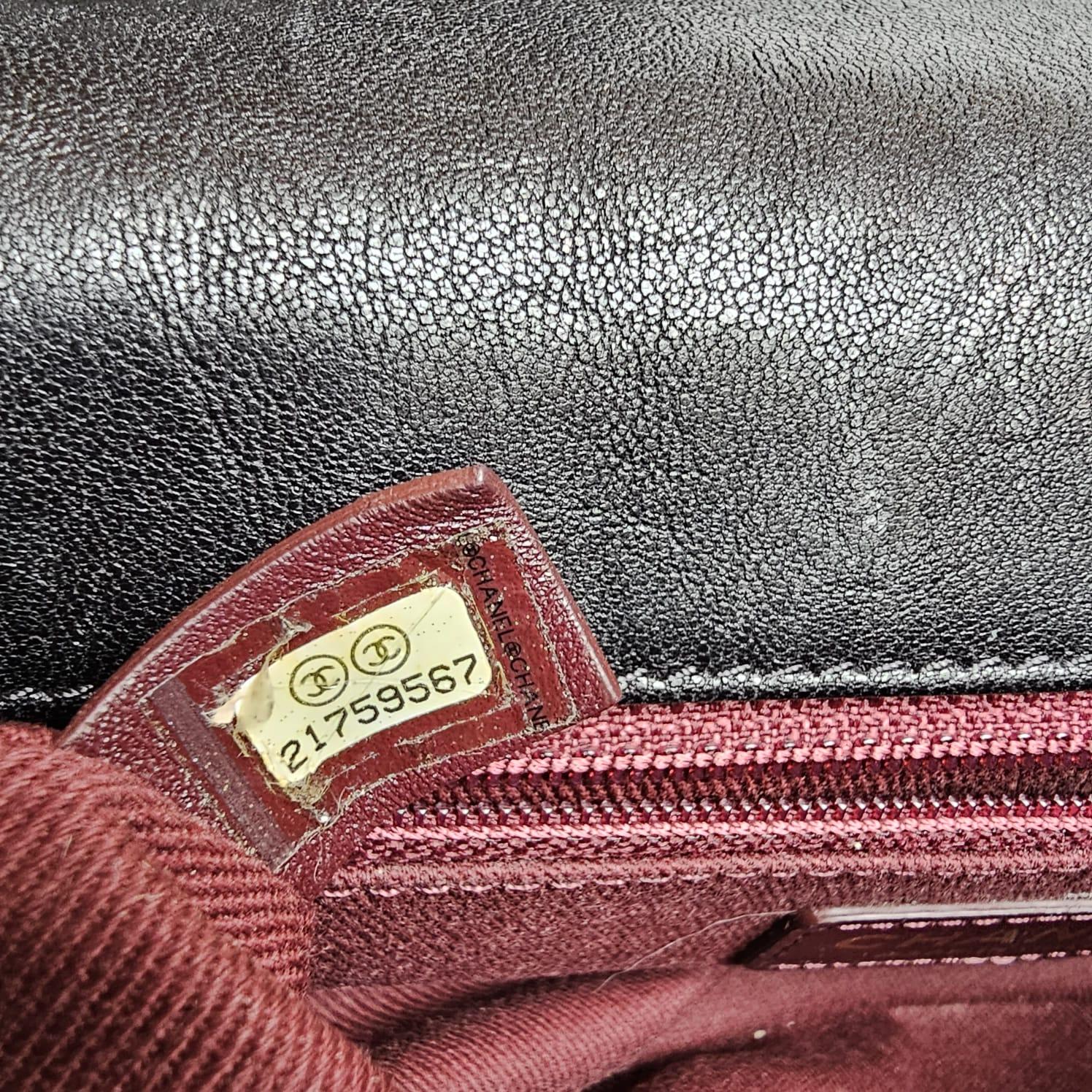 Chanel Black Goatskin Chevron Medium Single Flap Bag For Sale 2