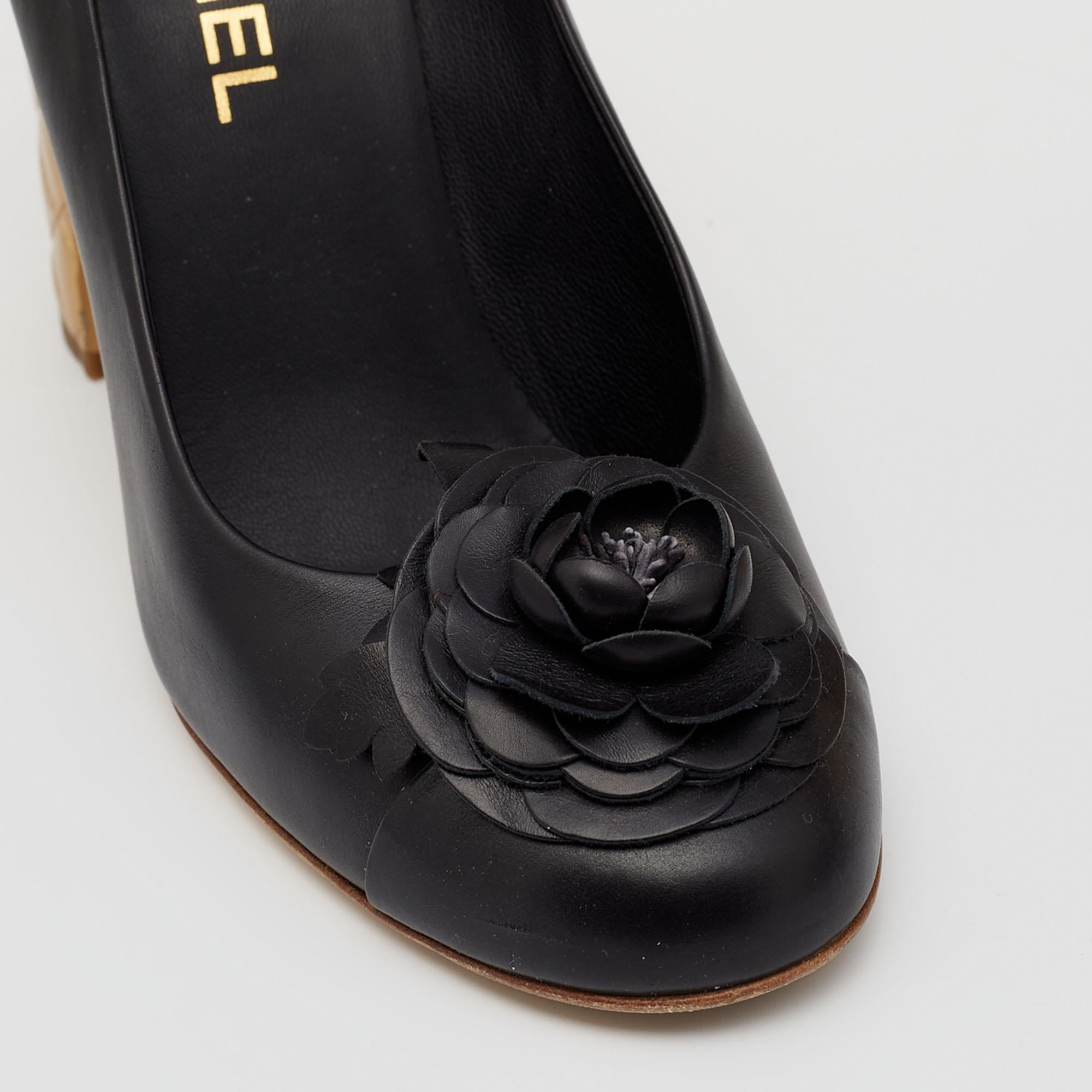 Chanel Black/Gold Camellia Cap Toe Leather Quilted Heel Pumps Size 40 1