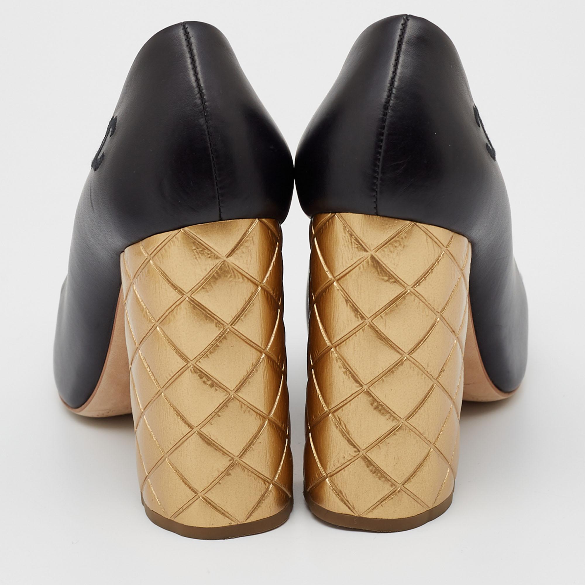 Chanel Black/Gold Camellia Cap Toe Leather Quilted Heel Pumps Size 40 2