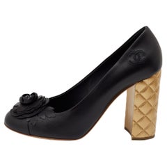 Chanel Black/Gold Camellia Cap Toe Leather Quilted Heel Pumps Size 40