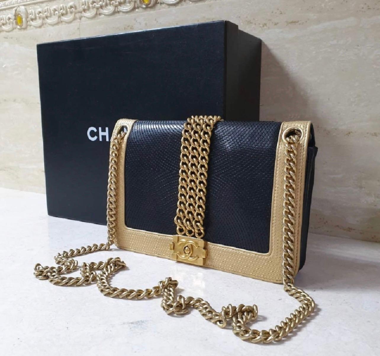 chanel boy gold chain