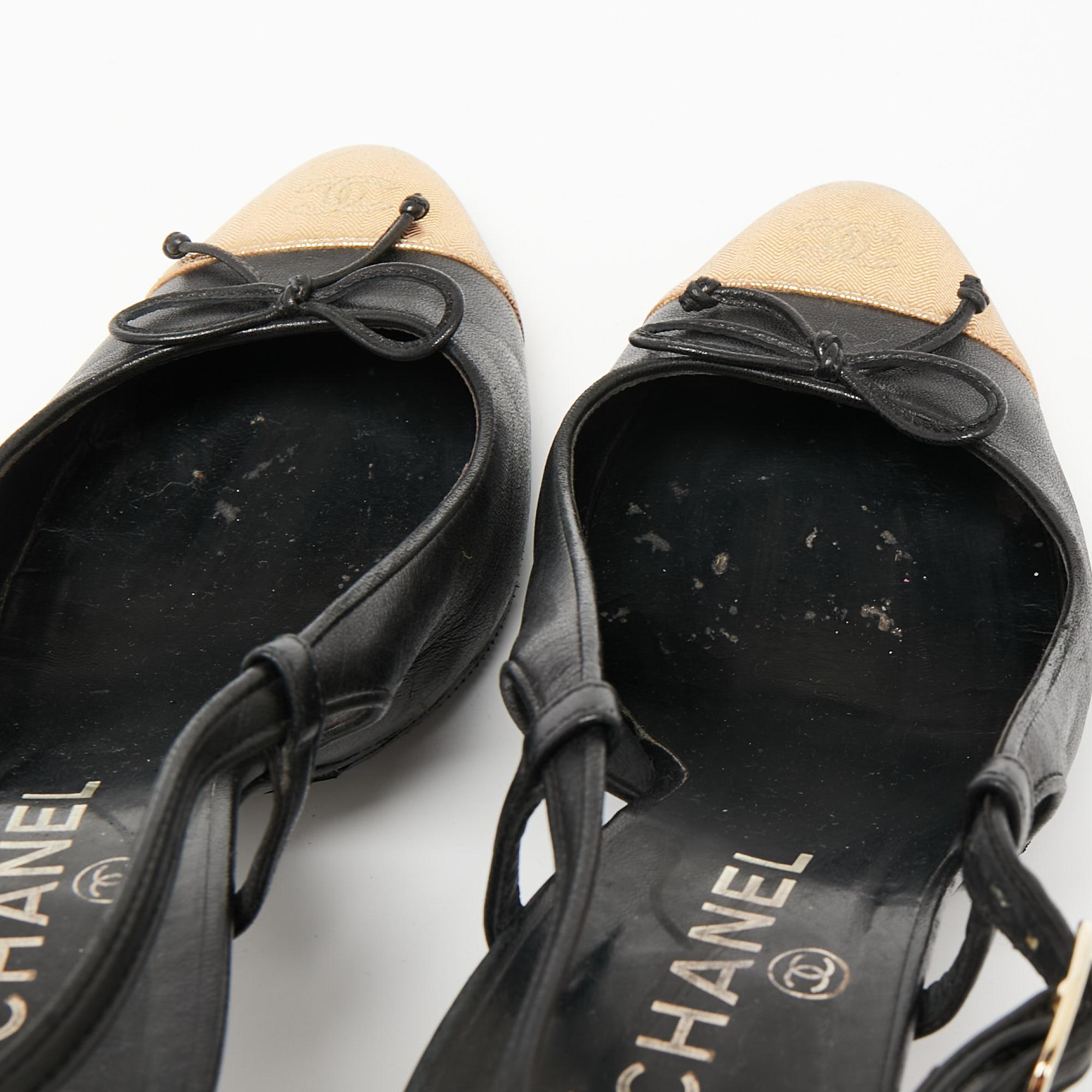 Chanel Black/Gold Leather Bow CC Cap-Toe Slingback Pumps Size 38 2