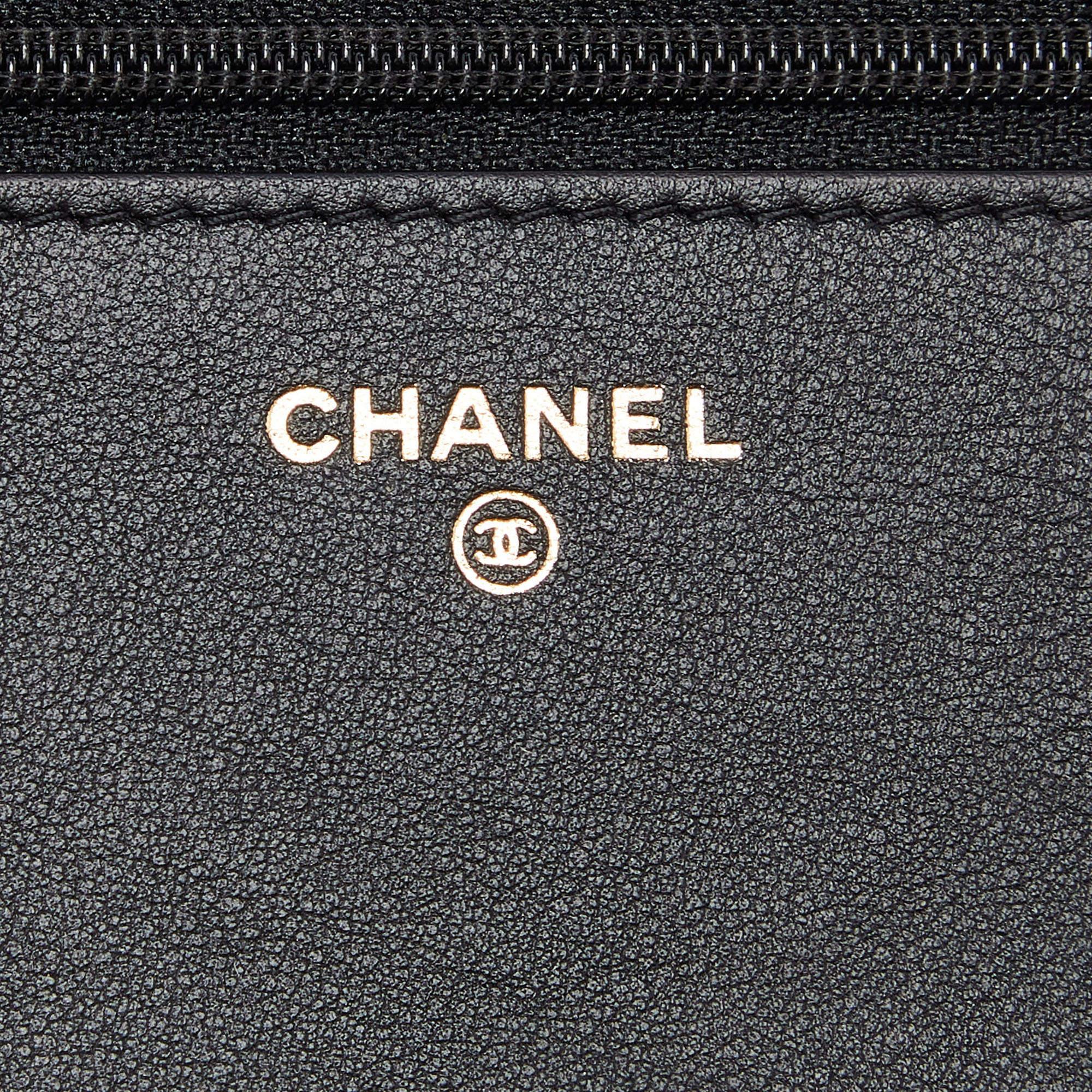 Chanel Black/Gold Leather Boy Wallet On Chain 2