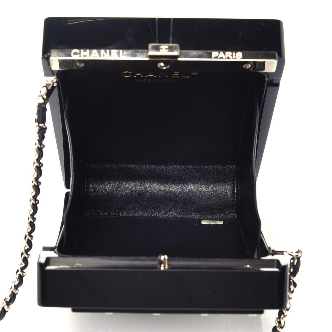 CHANEL Black Gold Plexiglass 5 Crystal Lambskin Leather Clutch Shoulder Bag In Good Condition In Chicago, IL