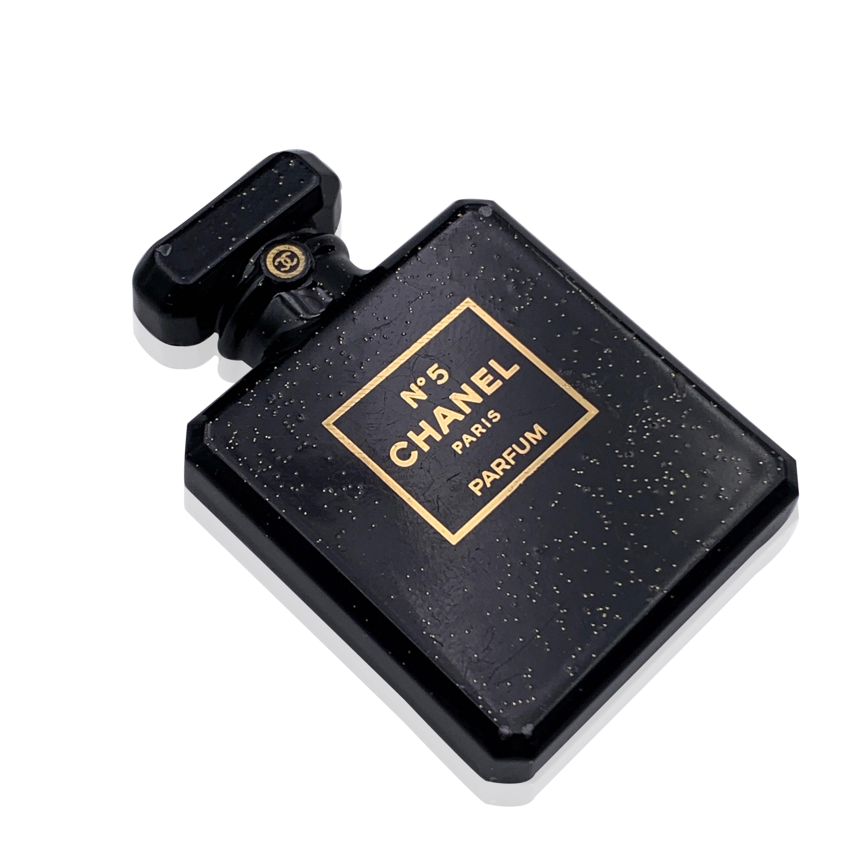 Chanel Black Gold Resin Glitter Chanel No. 5 Parfum Brooch Pin In Excellent Condition In Rome, Rome