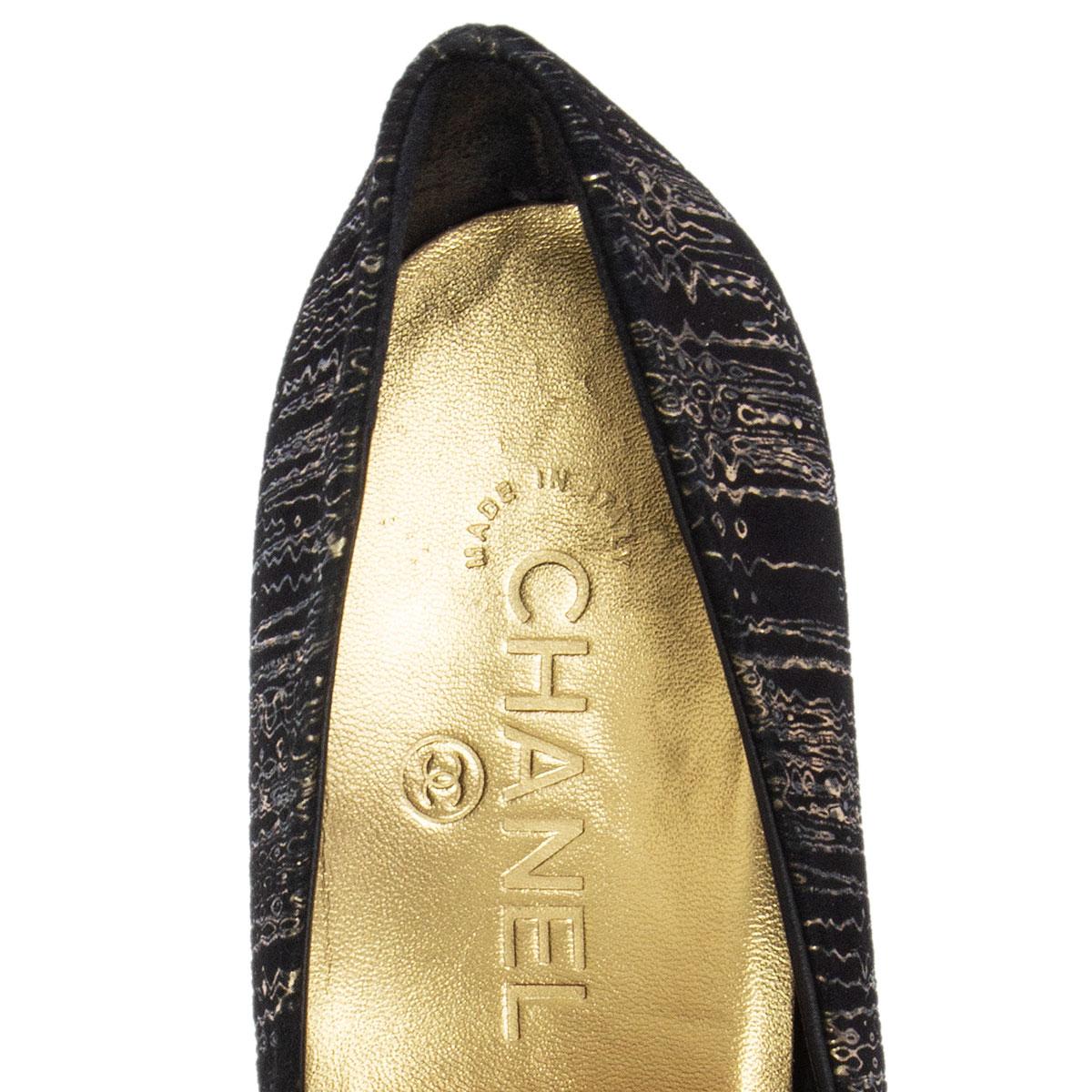 Black CHANEL black & gold suede PEARL HEEL Pumps Shoes 38.5 For Sale