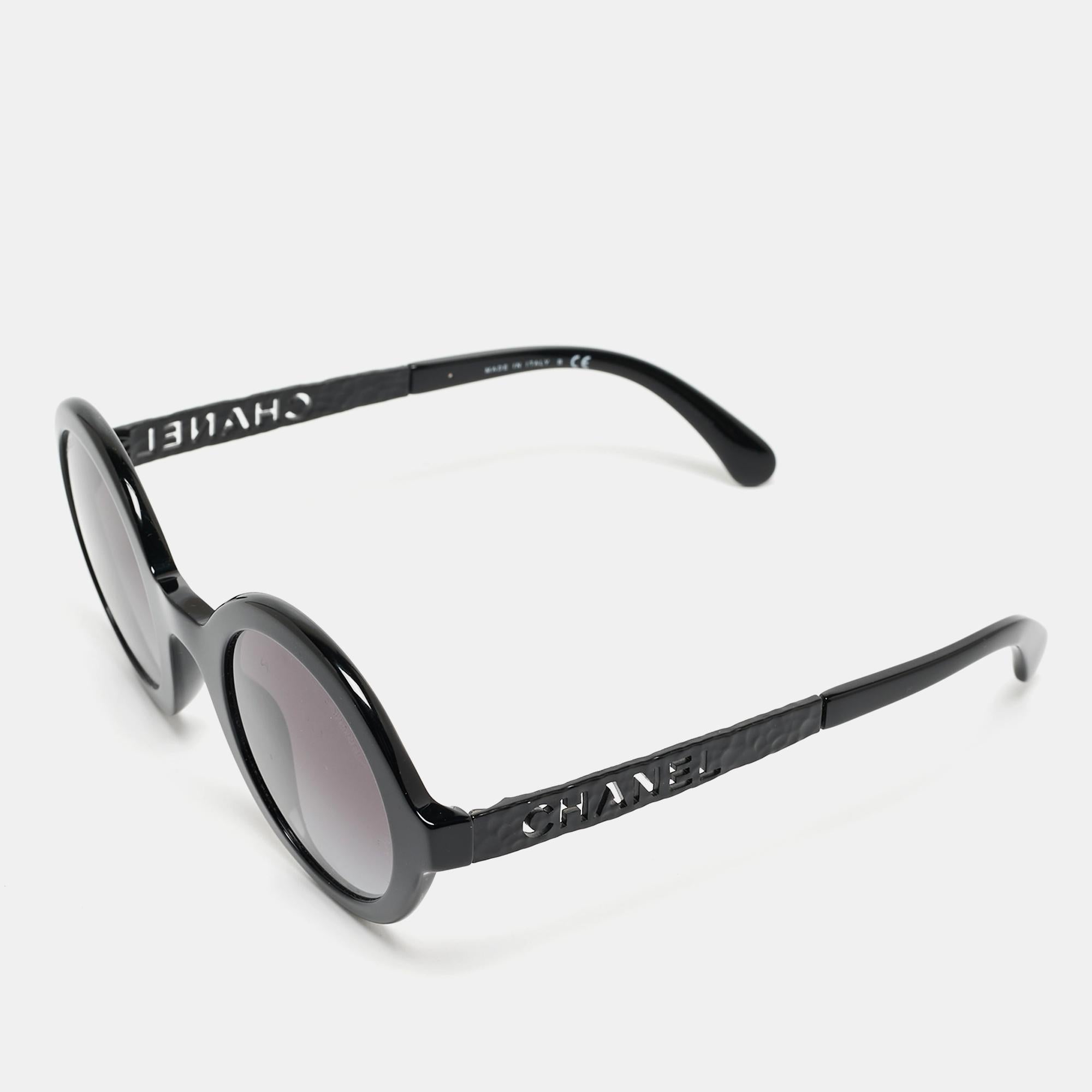 Chanel Black Gradient Acetate Round Sunglasses In Excellent Condition In Dubai, Al Qouz 2
