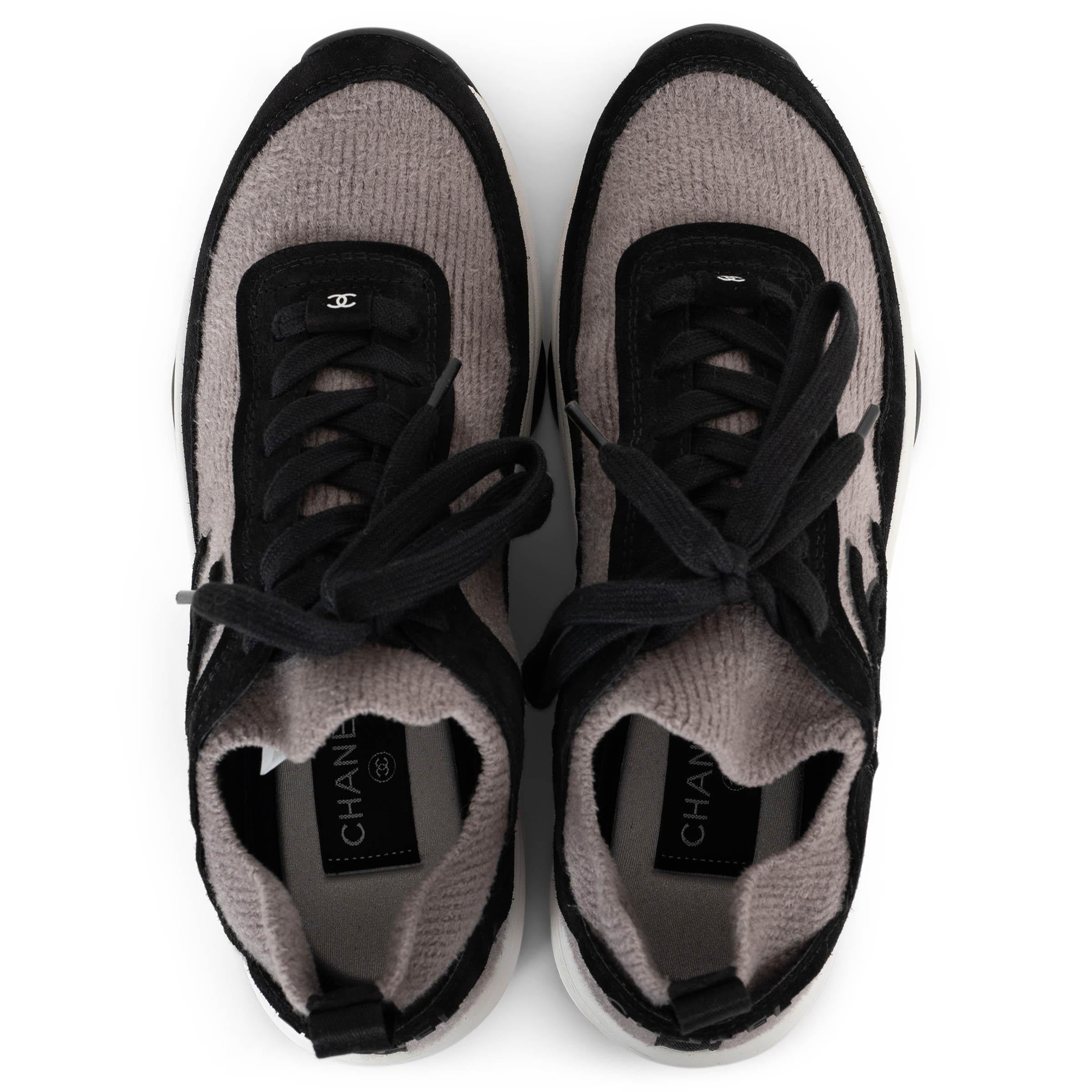 CHANEL black & grey 21A KNIT & SUEDE LOW TOP Sneakers Shoes 38.5 1