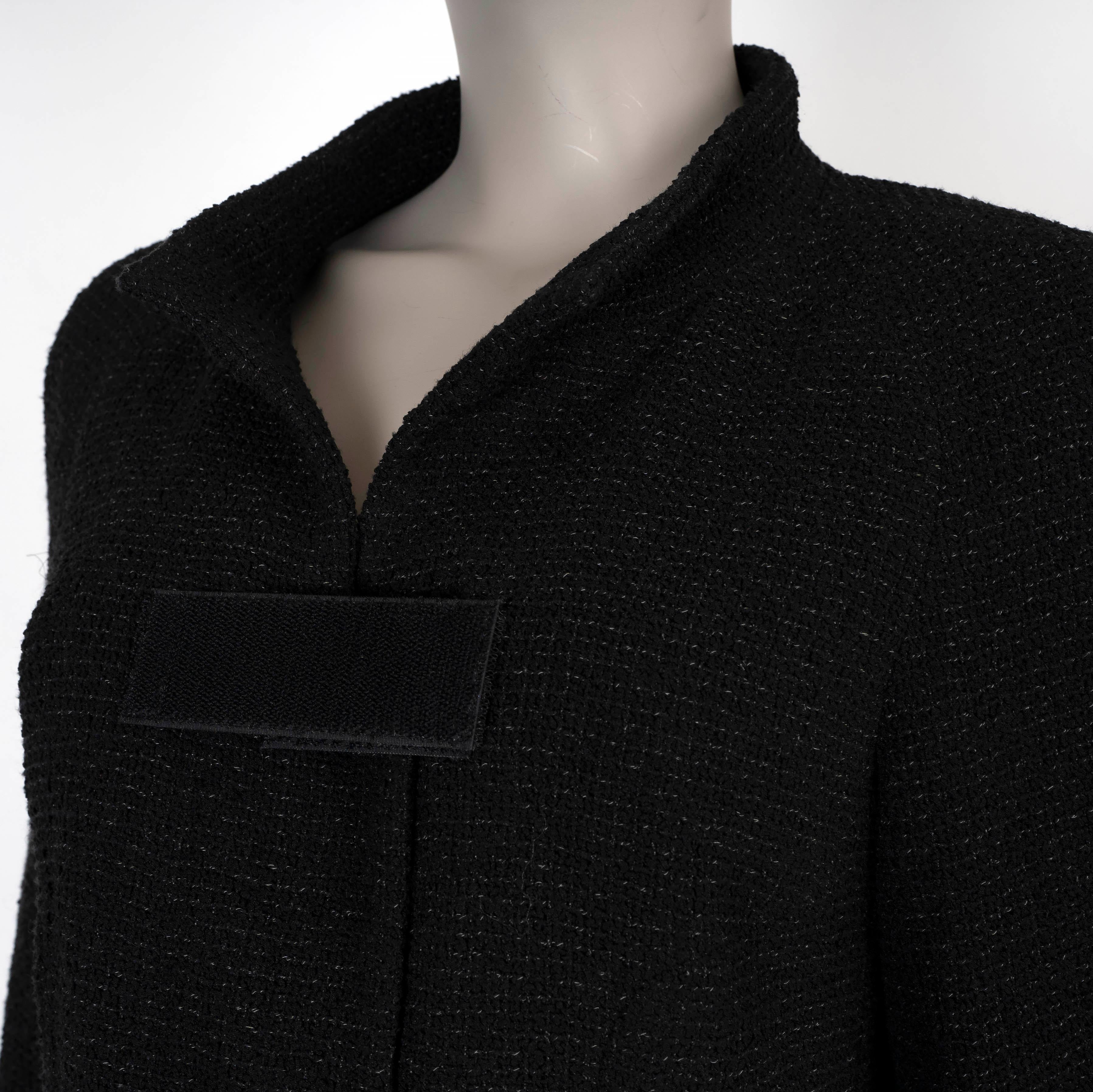 Donna Chanel giacca in cotone nero e grigio 17S VELCRO STRAP TWEED 40 M. in vendita