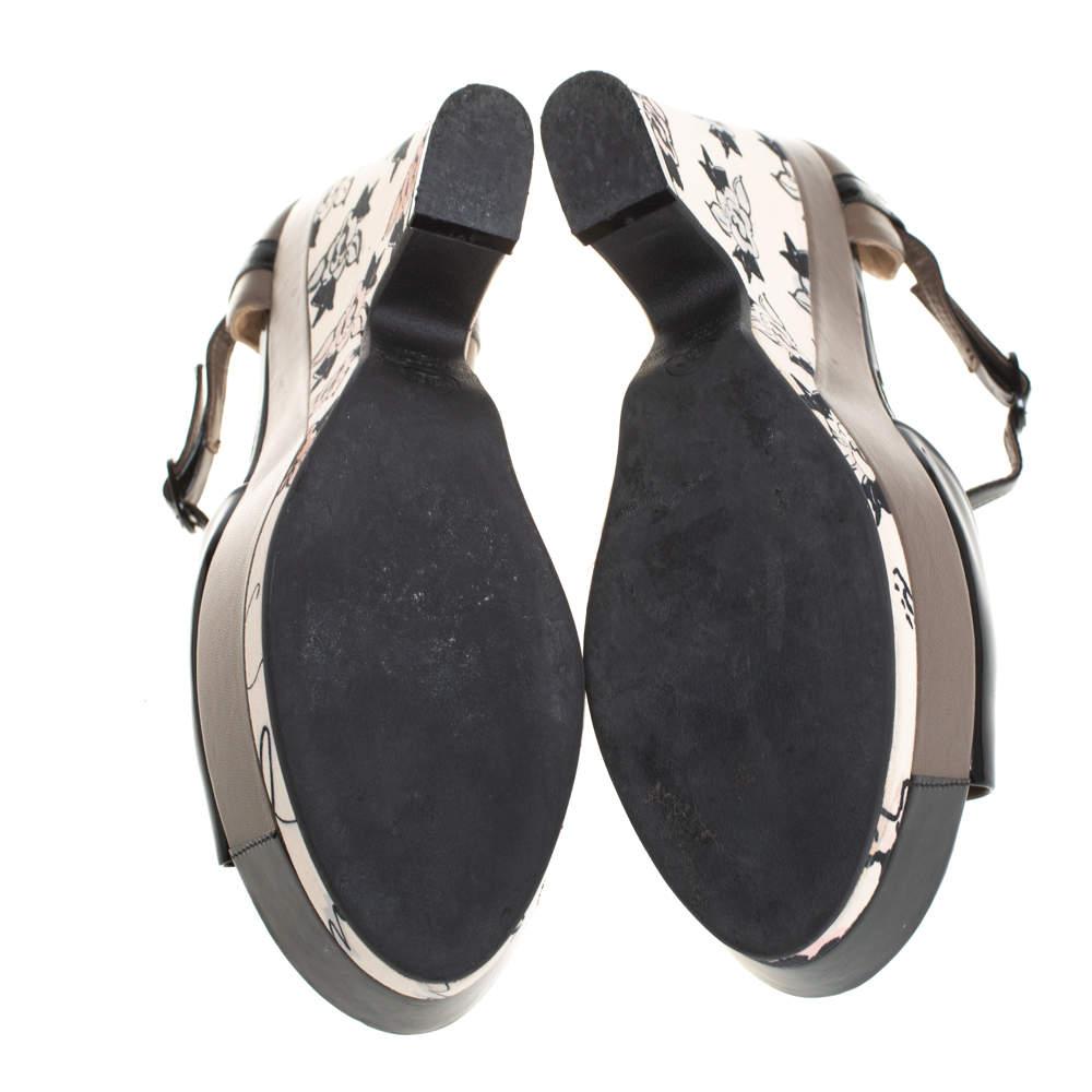 Chanel Black/Grey Patent And Leather Wedge Sandals Side 39.5 2