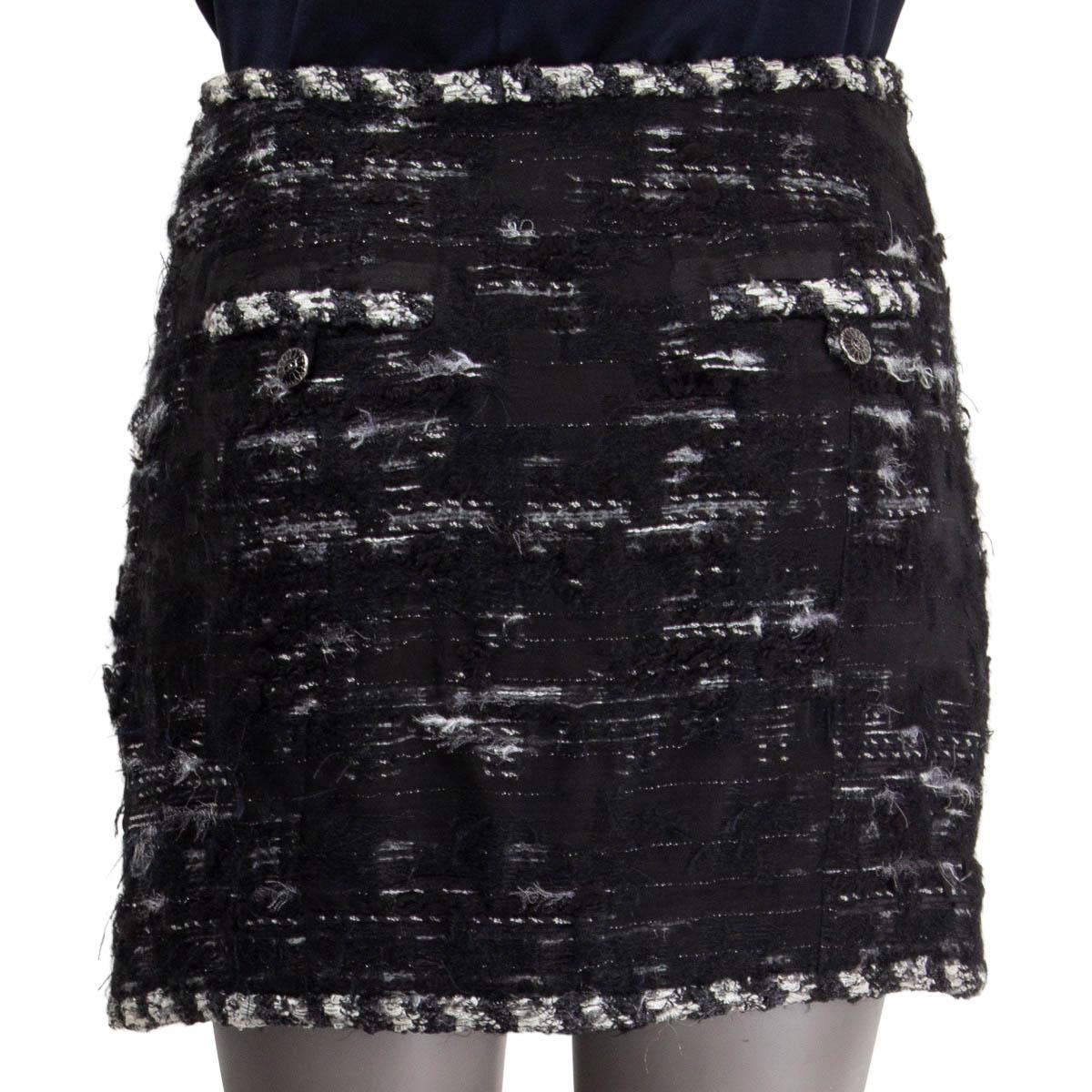 CHANEL black & grey wool blend 2006 06A TWEED MINI Skirt 36 XS 1