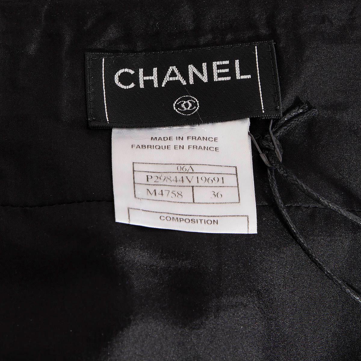 CHANEL black & grey wool blend 2006 06A TWEED MINI Skirt 36 XS 3