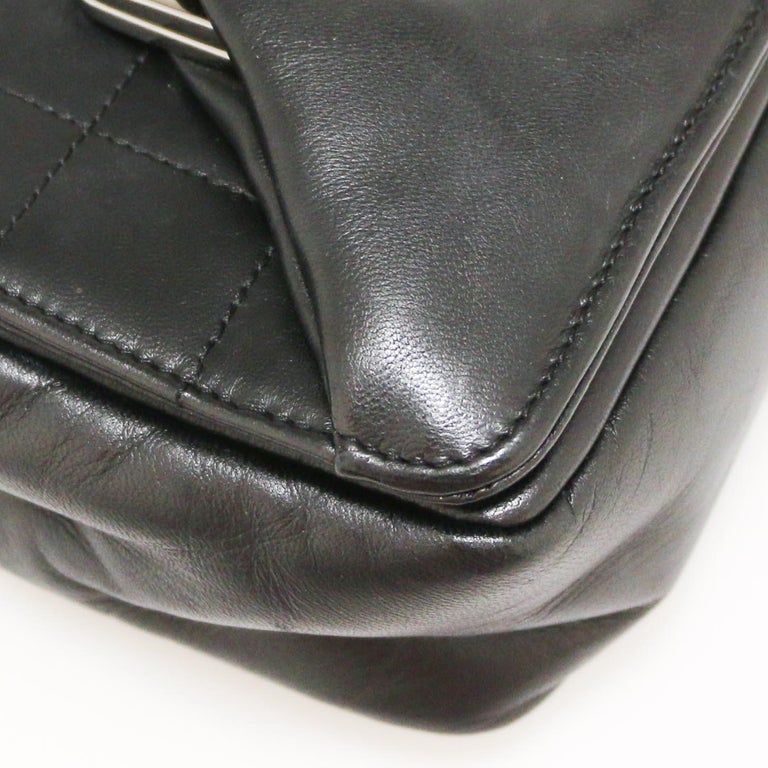CHANEL Black Handbag in Lamb Leather For Sale at 1stDibs