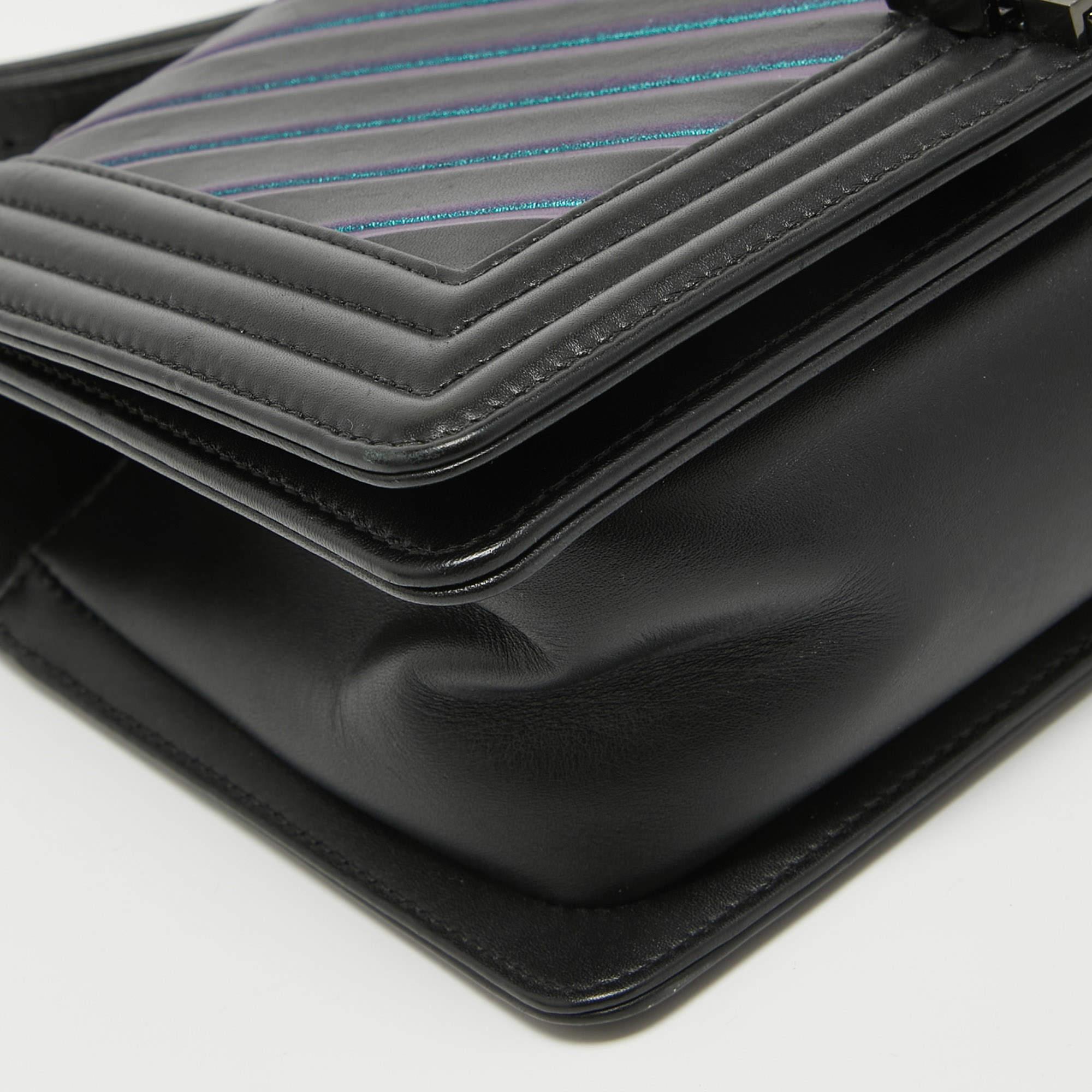 Chanel Black/Holographic Chevron Leather Medium Boy Flap Bag For Sale 6
