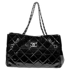 Chanel Black Horizontal Soft CC Chain Tote
