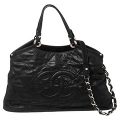 Chanel Black Iridescent Quilted Leather Small Sea Hit Bag