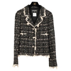 Chanel Black & Ivory Tweed Jacket 38 FR