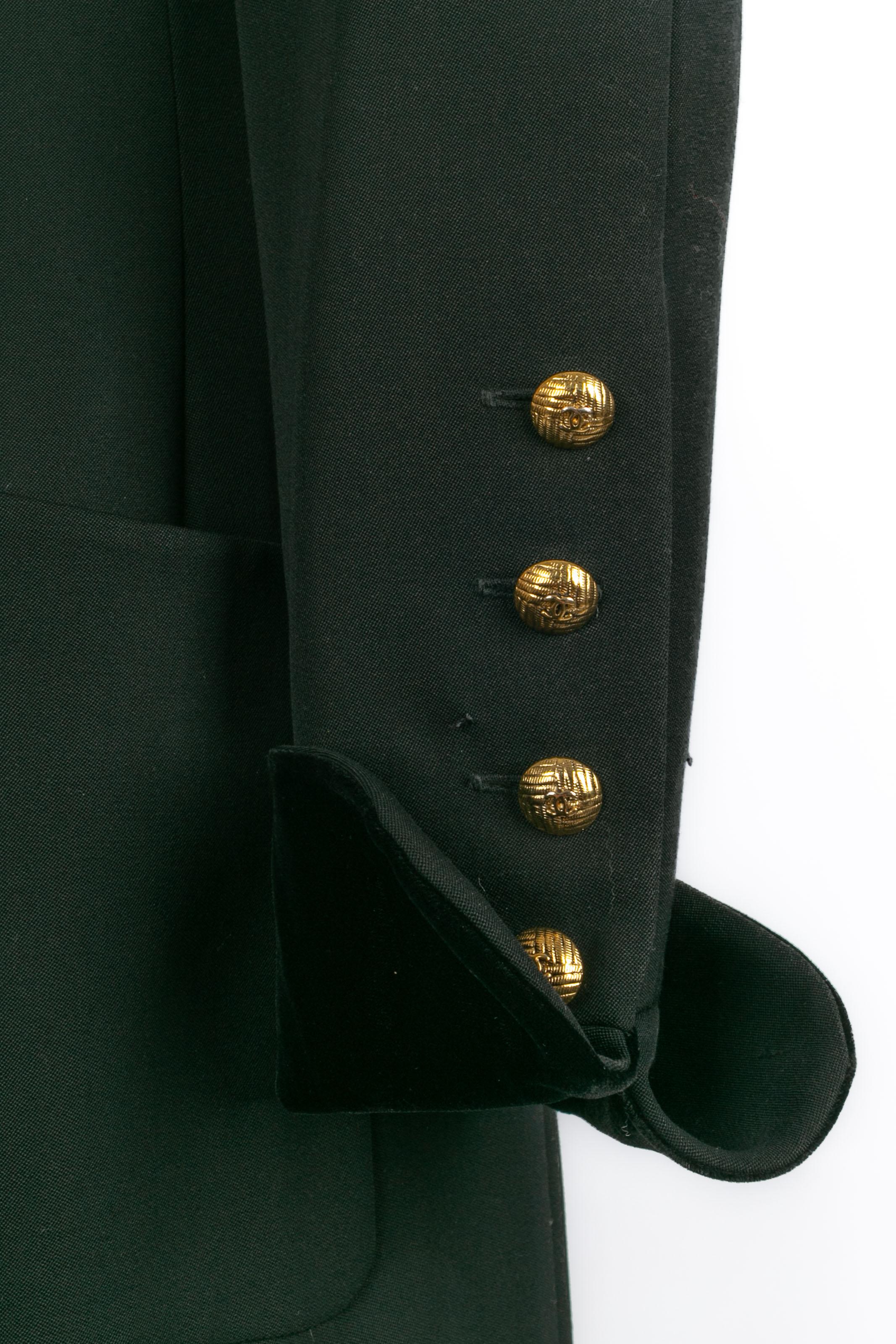 Veste noire Chanel 1990 en vente 2