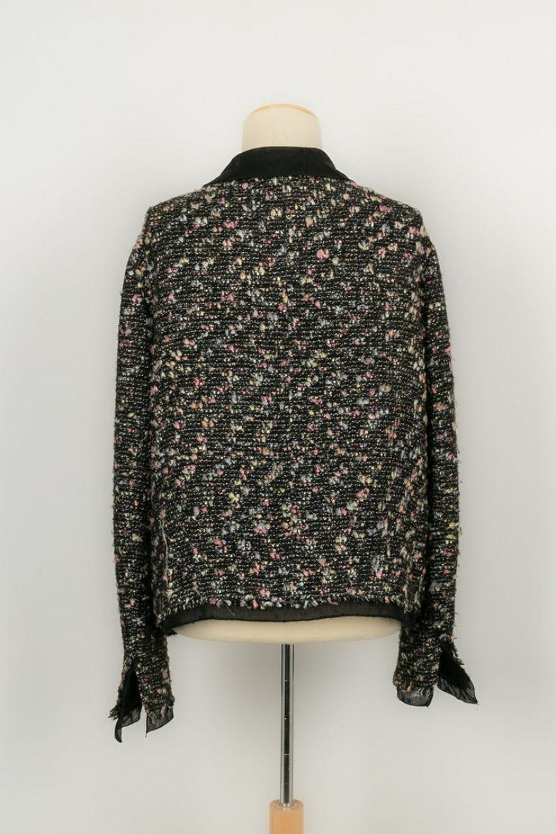Chanel Black Jacket in Tweed and Silk In Excellent Condition For Sale In SAINT-OUEN-SUR-SEINE, FR