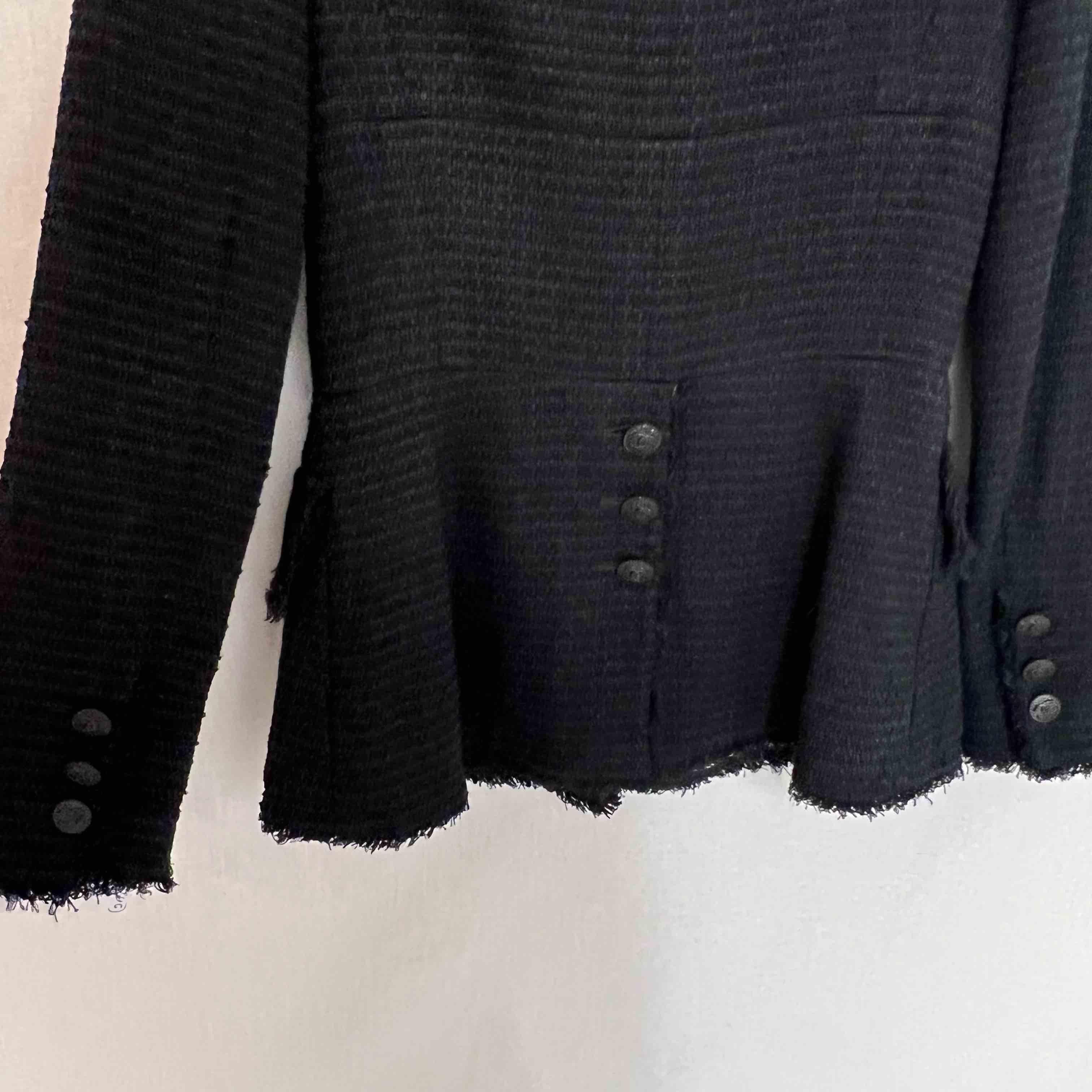 CHANEL Black Jacket in Tweed Size 38fr 2
