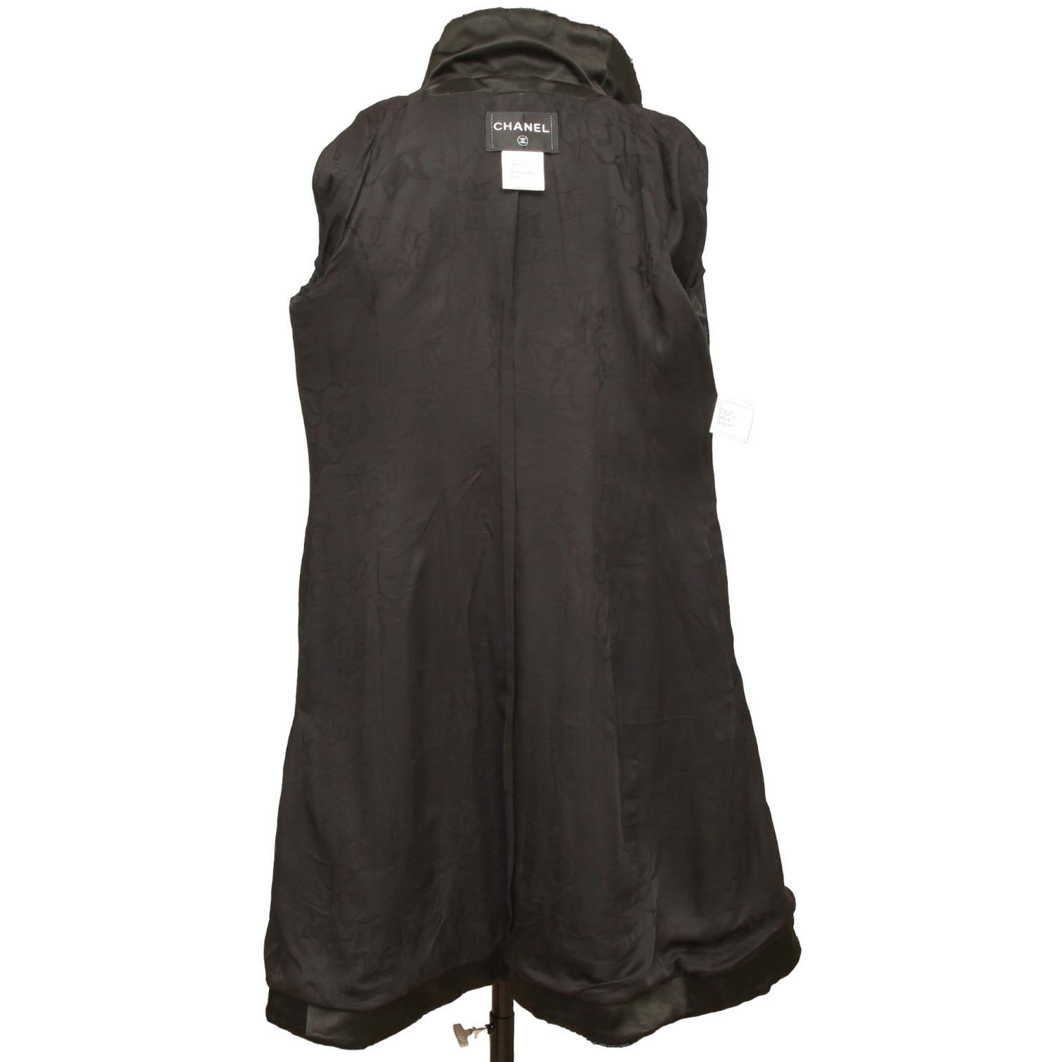 CHANEL  Black Jacket Tweed Wool Braided Gunmetal Buttons Pockets 40 2013 RUNWAY 6
