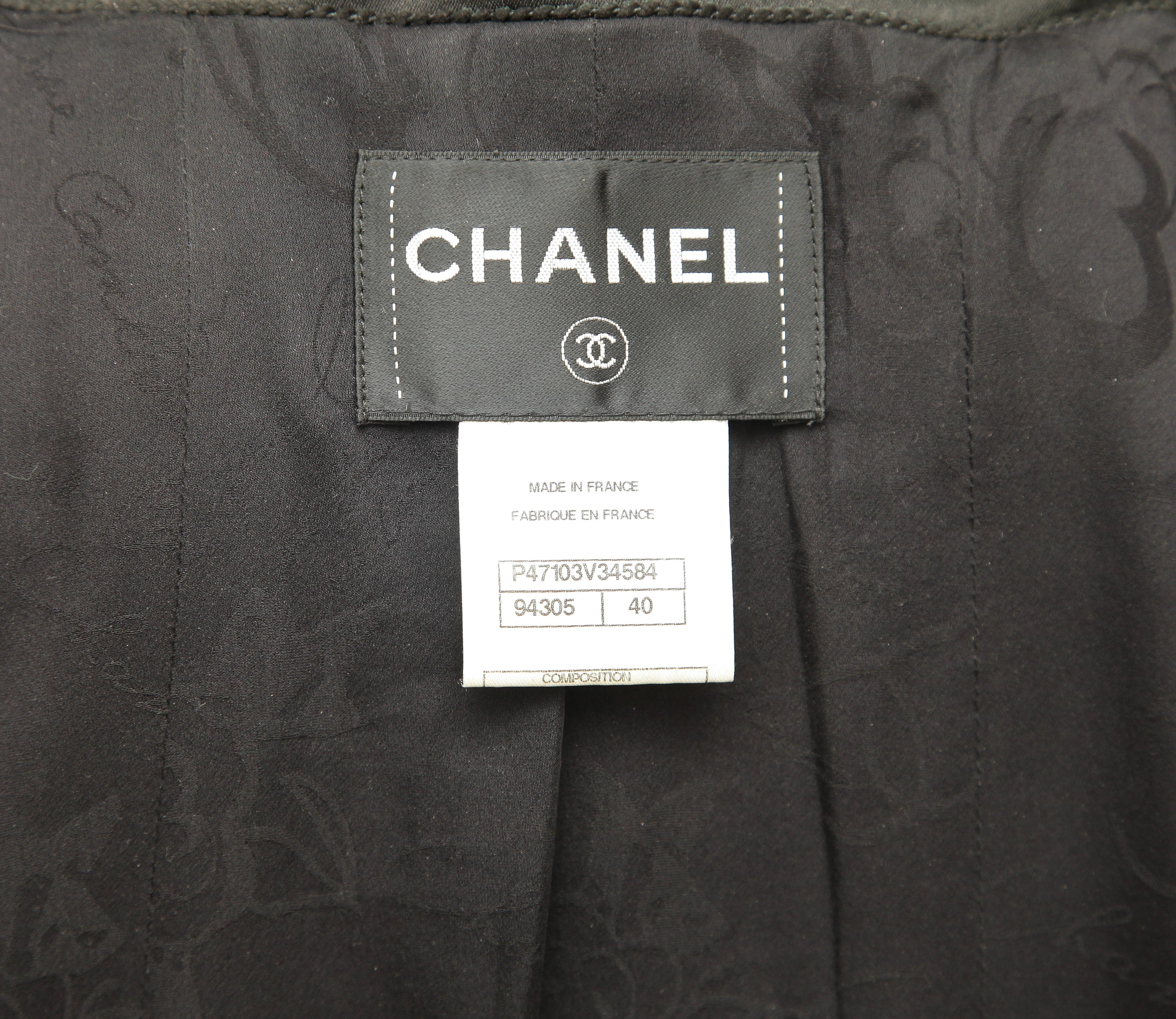 CHANEL  Black Jacket Tweed Wool Braided Gunmetal Buttons Pockets 40 2013 RUNWAY 5