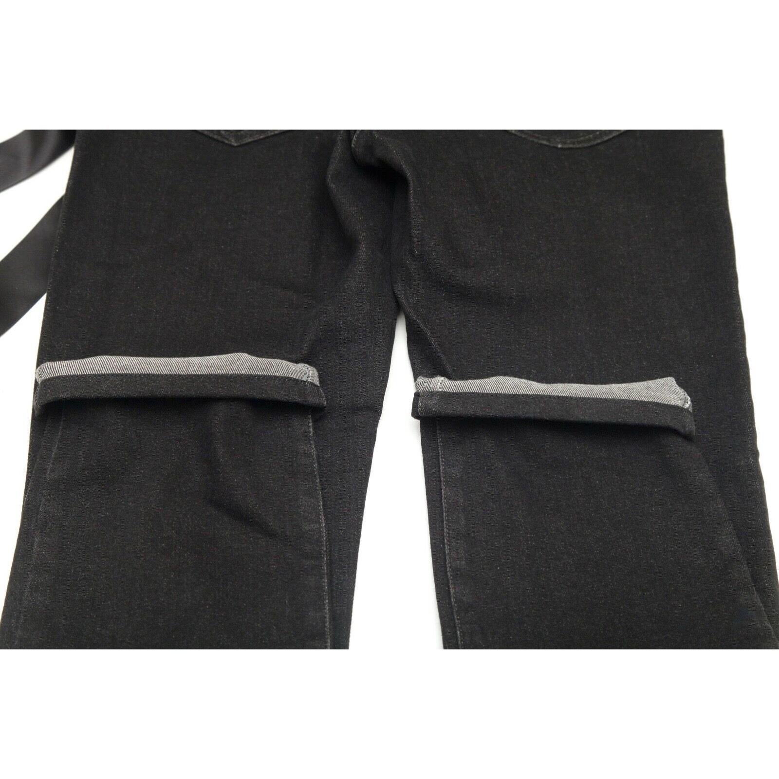 CHANEL Jeans Noir Denim Straight Leg Mid-Rise Belt Rome Pockets Sz 38 en vente 7