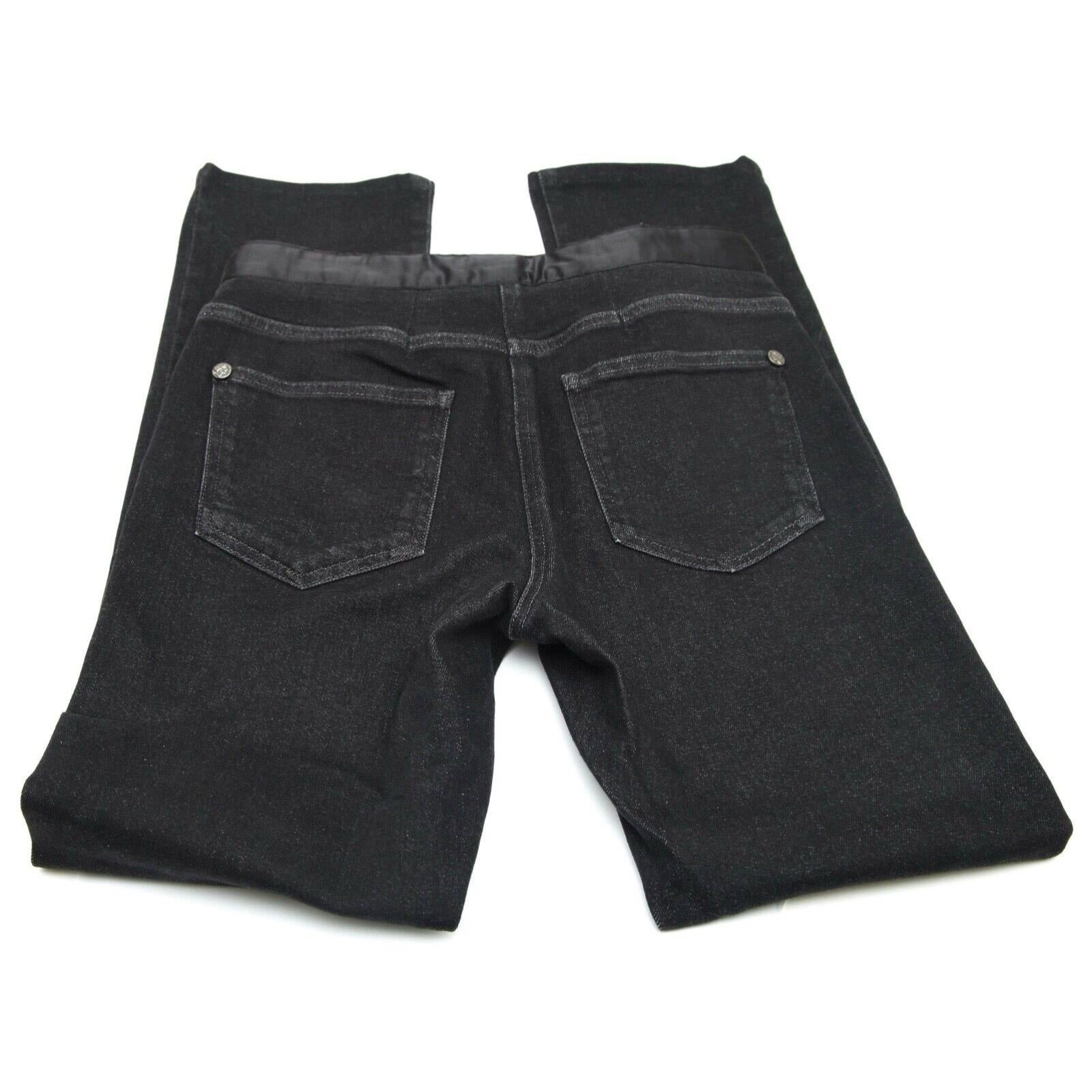 CHANEL Schwarze Jeans Denim gerades Bein mit Mid-Rise Gürtel Rome Taschen Gr. 38 Damen im Angebot
