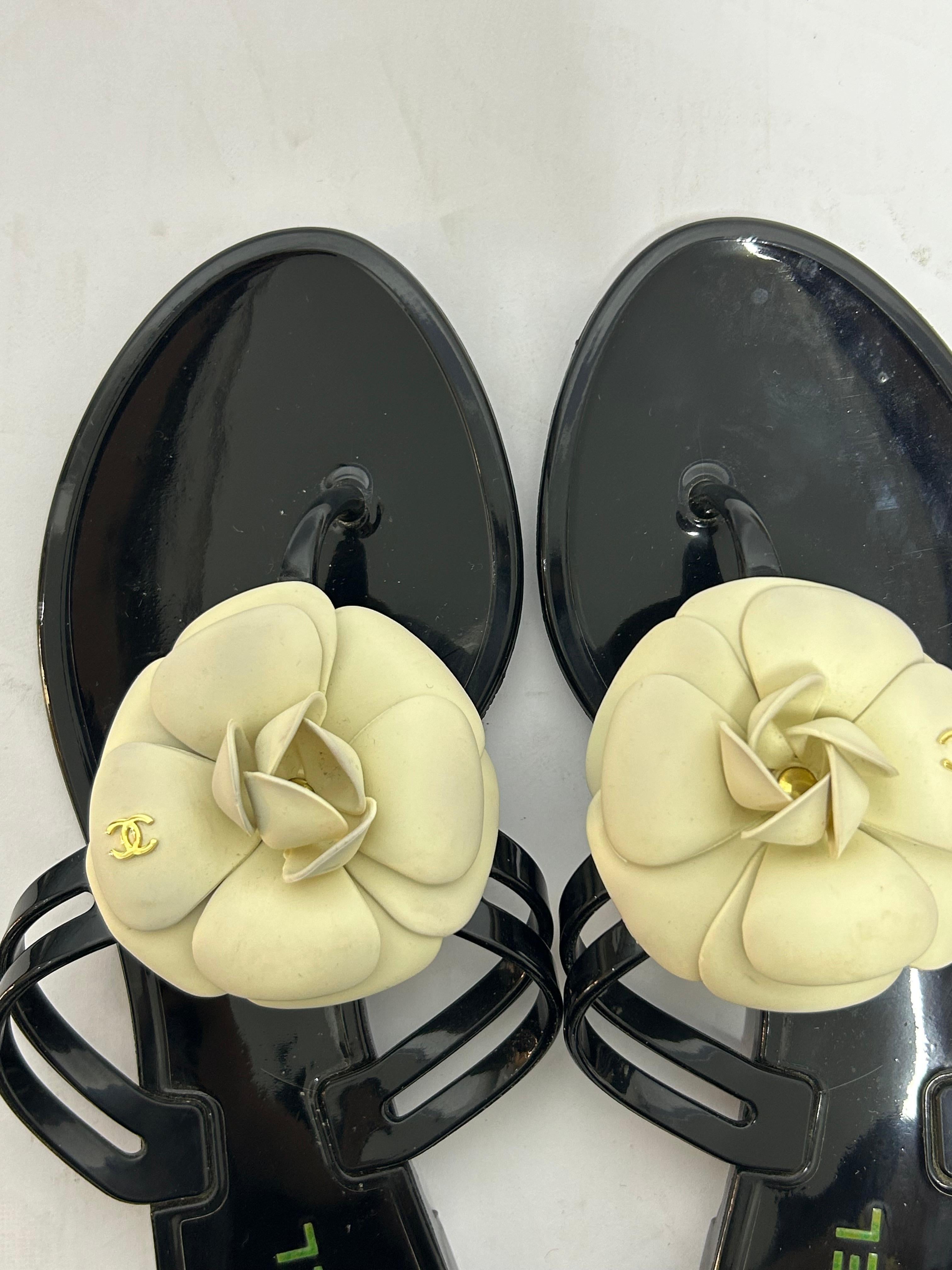 Chanel Negro Camelia Jelly Slip On Slides EU 36 7