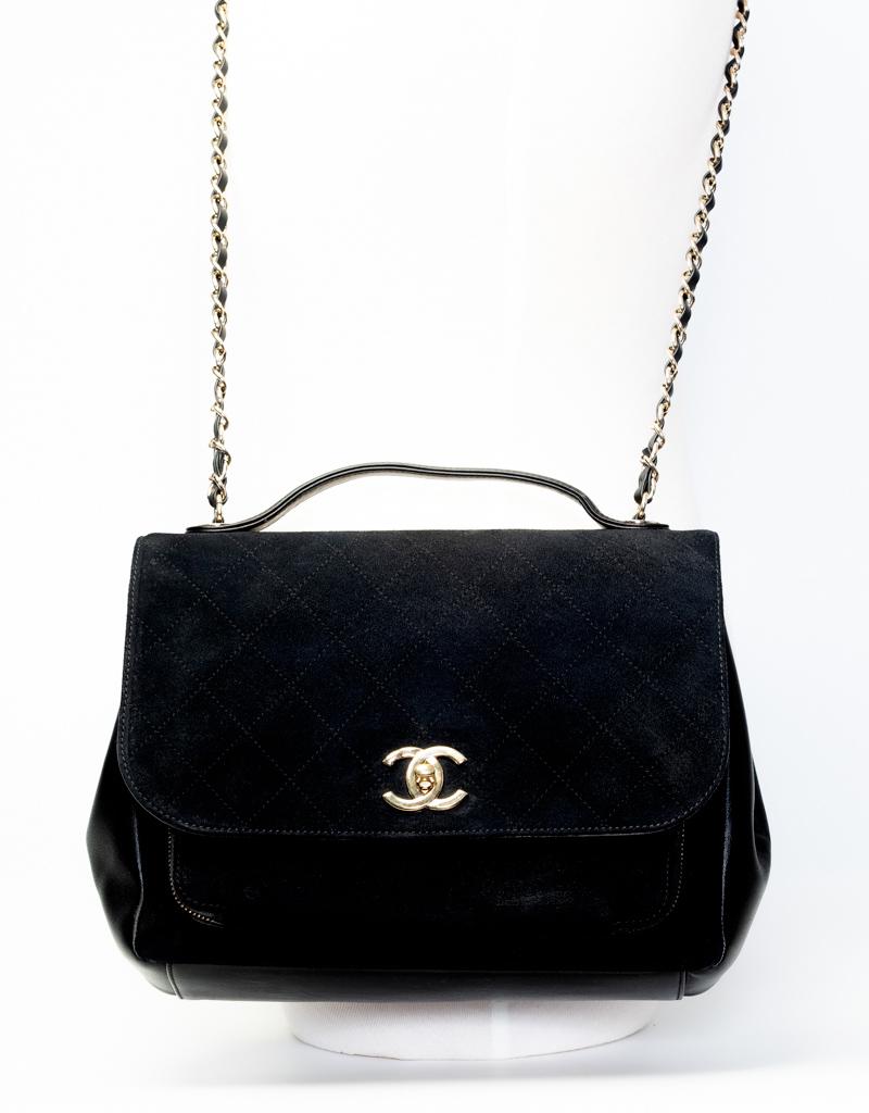 Noir Chanel - Sac porté épaule « Jumbo Business Affinity » en daim noir matelassé avec diamants en vente