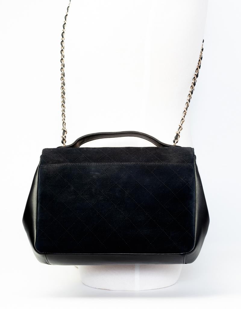 Chanel - Sac porté épaule « Jumbo Business Affinity » en daim noir matelassé avec diamants Bon état - En vente à Montreal, Quebec
