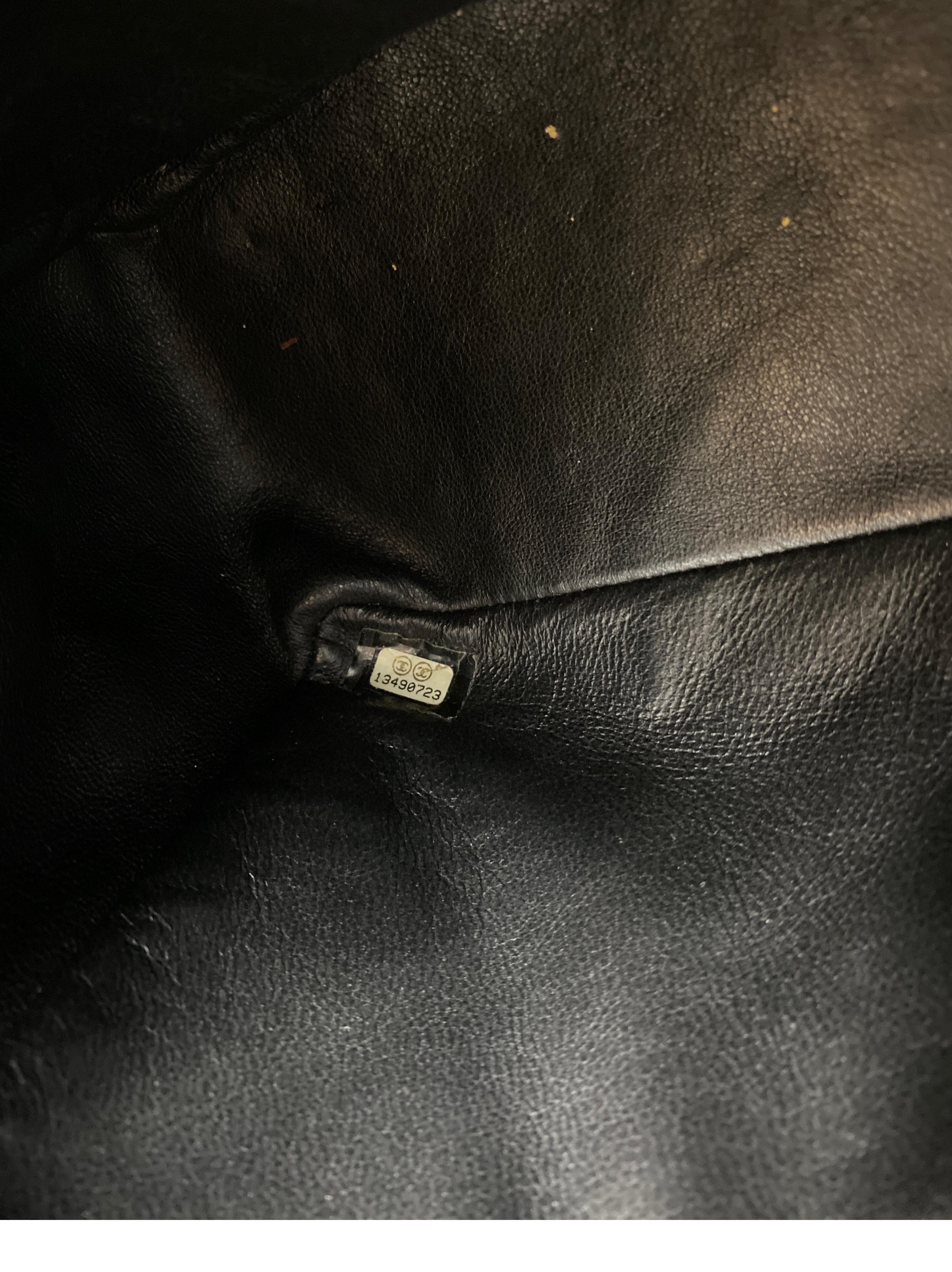 Chanel Black Jumbo Patent Leather Bag 13