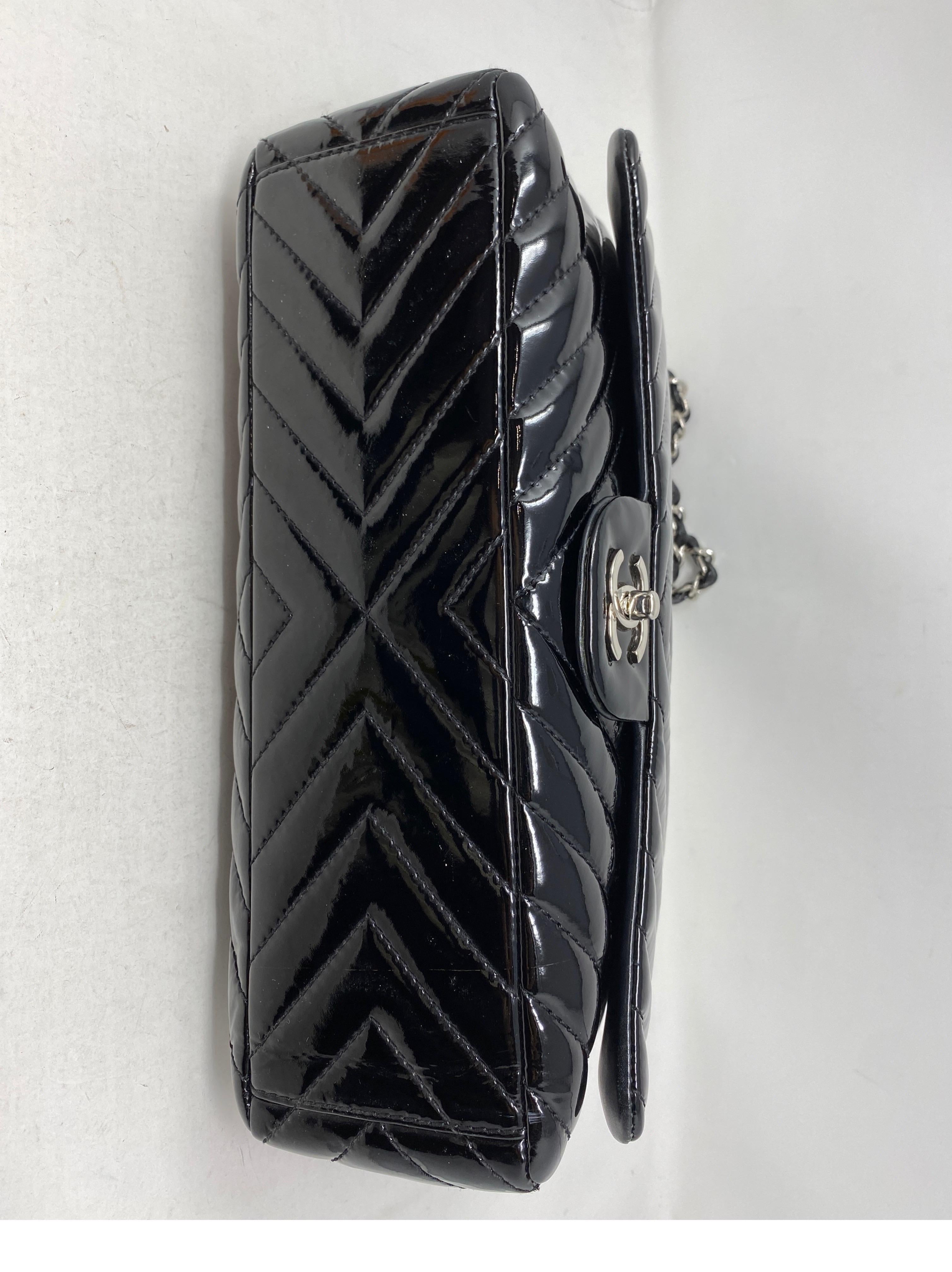 Women's or Men's Chanel Black Jumbo Patent Leather Bag