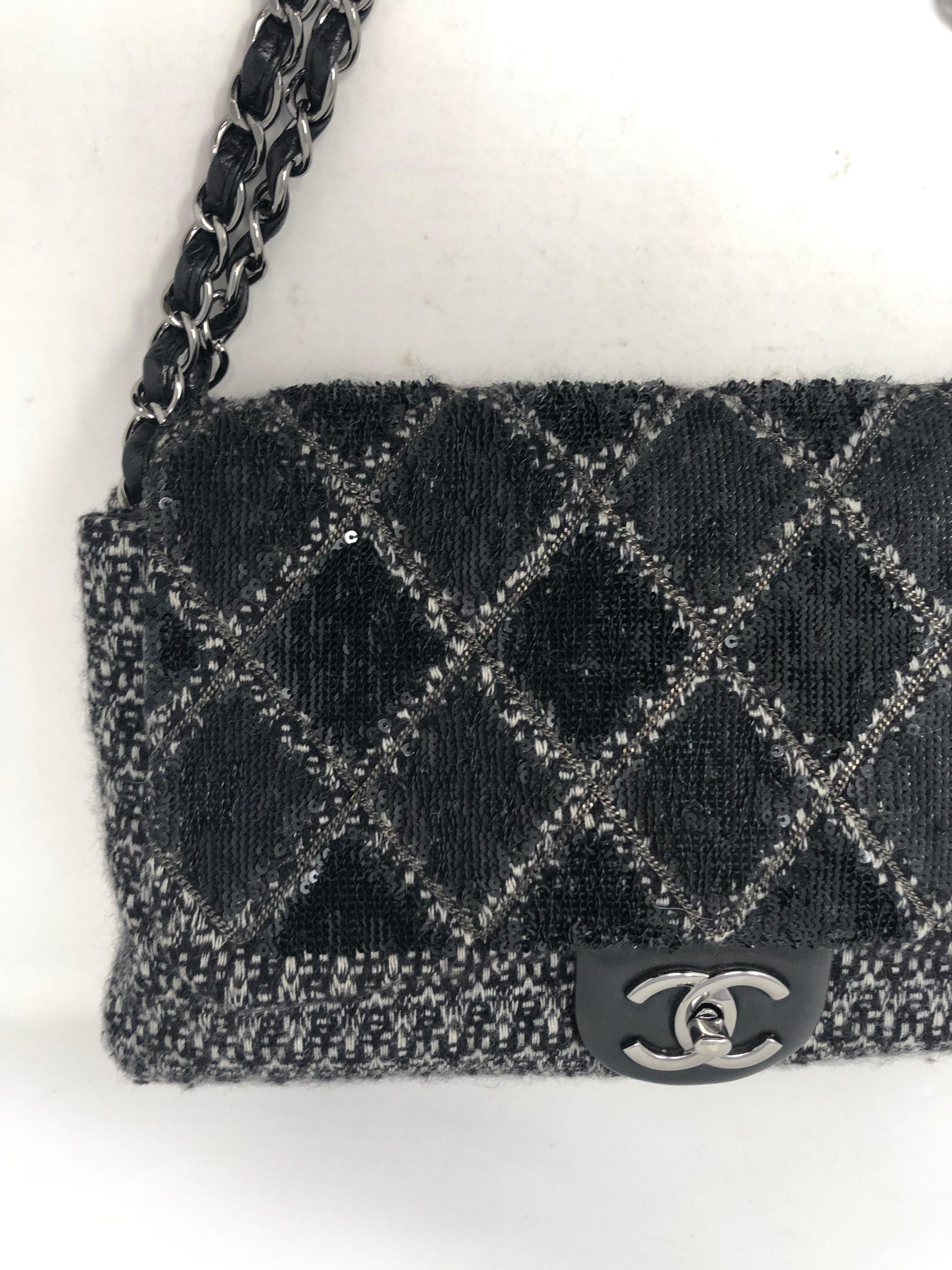 Chanel Black Jumbo Tweed Bag 1