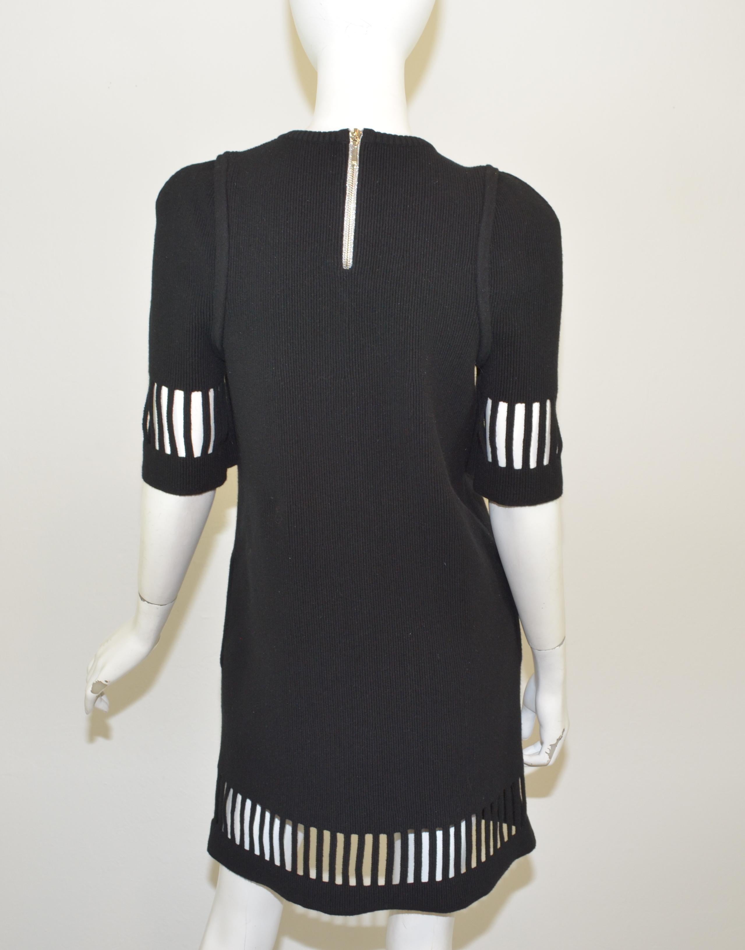 Chanel 2017 Black Wool Knit Dress Sz 36 In Excellent Condition In Carmel, CA