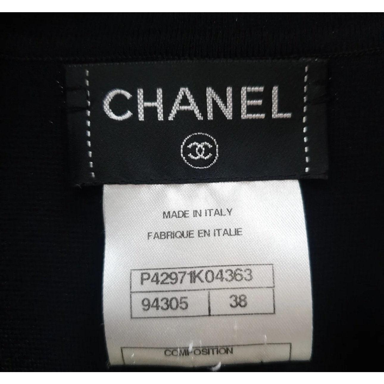 Giacca Chanel in maglia nera taglia 38 In condizioni ottime in vendita a Krakow, PL
