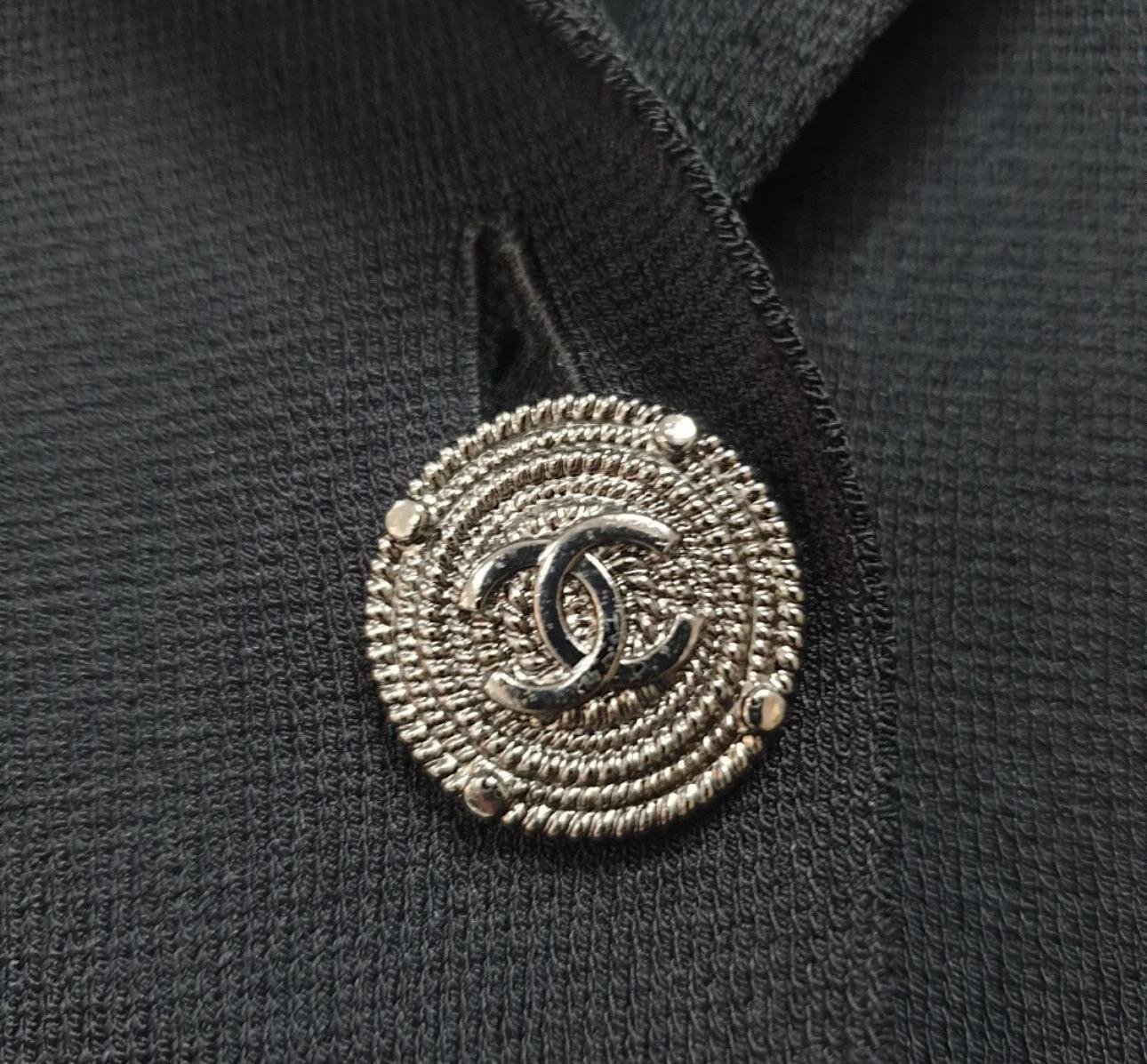 Chanel Veste en maille noire Sz.38 en vente 2