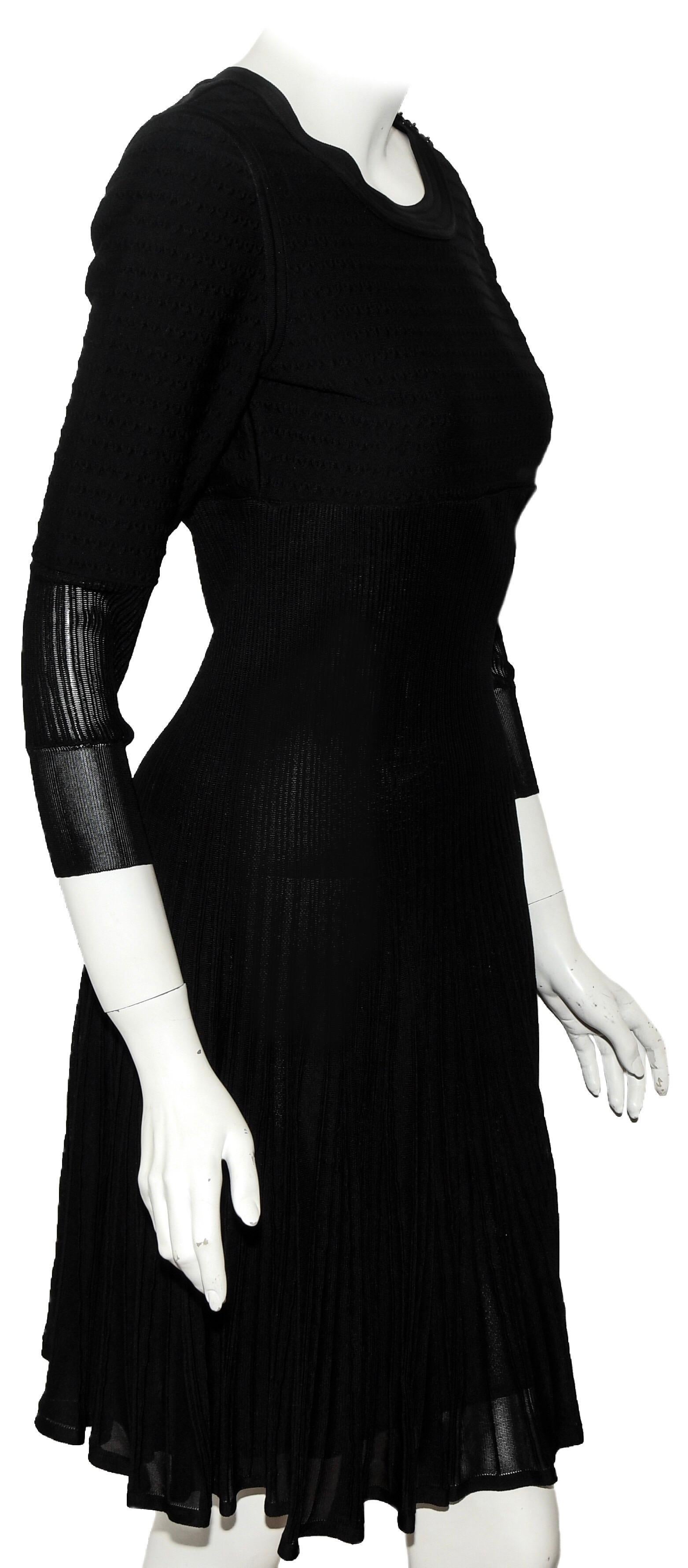 Women's Chanel Black Knit Silk Blend Pleated Long Sleeve Dress 2009 Cruise Collection
