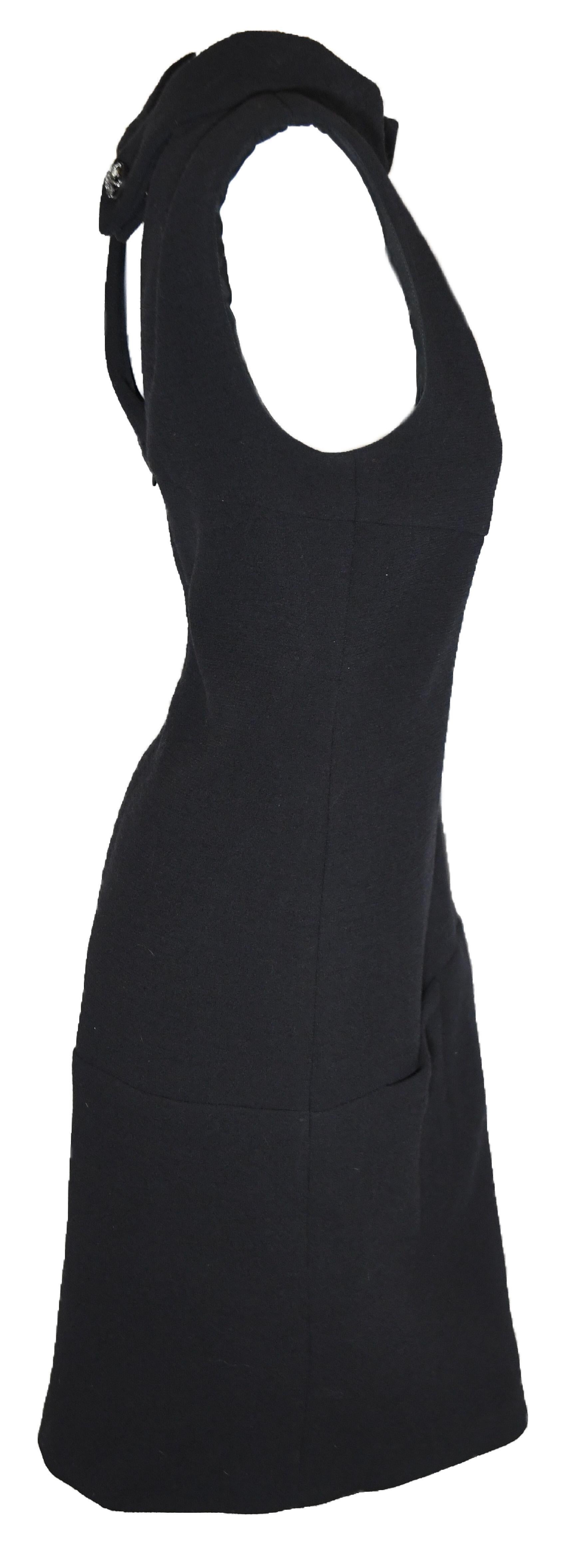 Chanel Black Knit Sleeveless Little Black Dress  In Excellent Condition For Sale In Palm Beach, FL