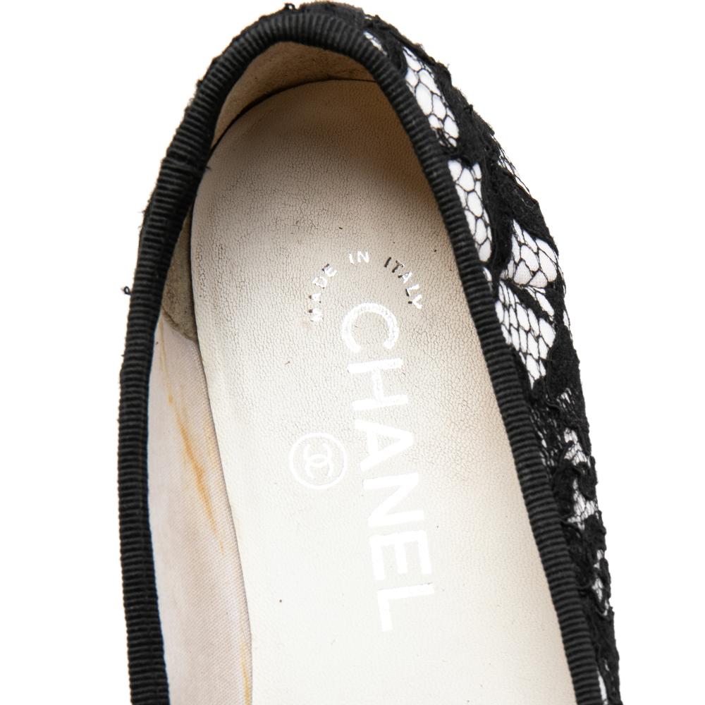 Chanel Black Lace And Canvas CC Cap Toe Ballet Flats Size 37 2