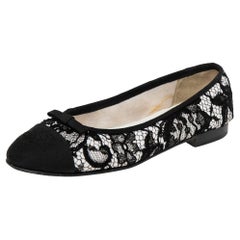 Chanel Black Lace And Canvas CC Cap Toe Ballet Flats Size 37