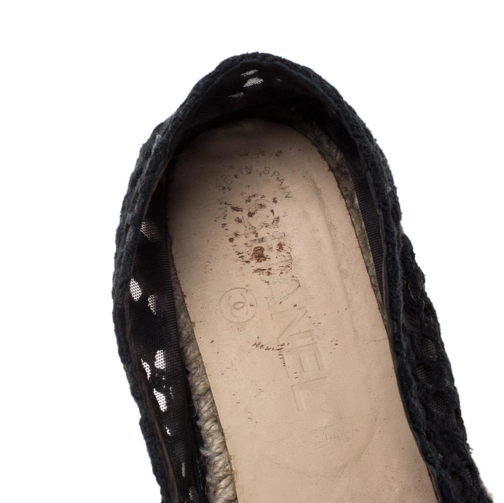Chanel Black Lace And Patent Leather CC Espadrille Flats Size 37 2