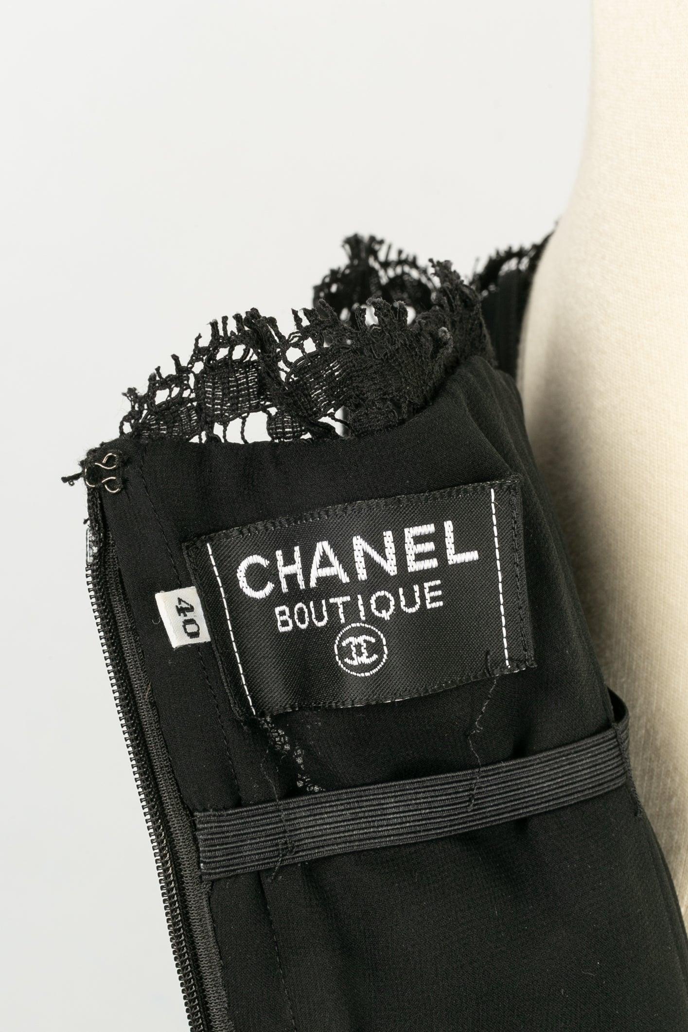 Chanel - Ensemble en dentelle et soie noire en vente 15