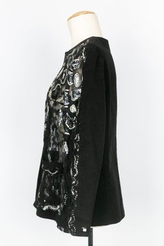 Chanel, veste en dentelle noire brodée de sequins bleus et argentés, 2001